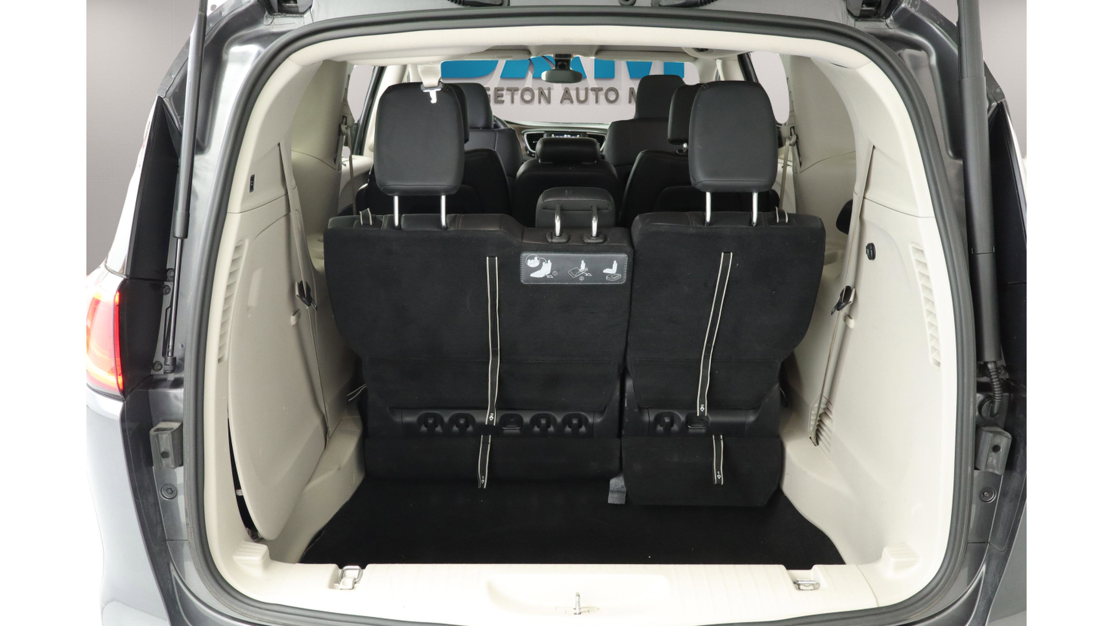 2019 Chrysler Pacifica Touring L