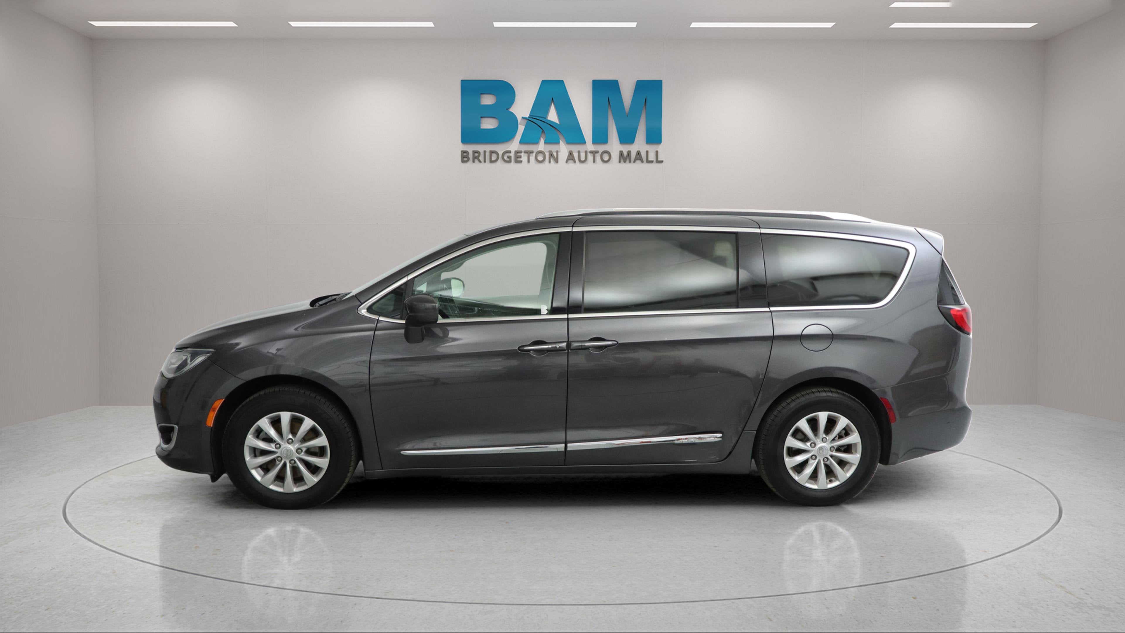 2019 Chrysler Pacifica Touring L