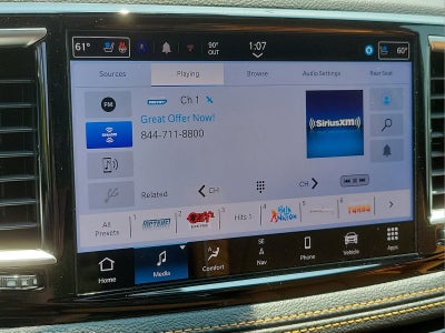 2023 Chrysler Pacifica Hybrid Pinnacle