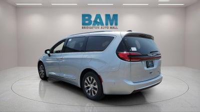 2023 Chrysler Pacifica Hybrid Pinnacle