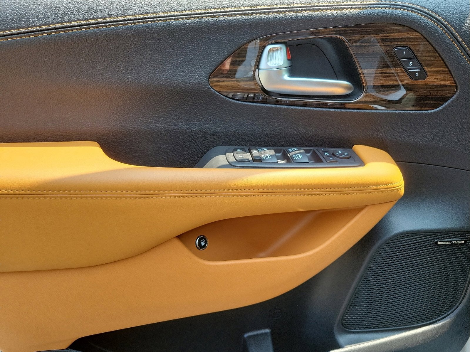 2023 Chrysler Pacifica Hybrid Pinnacle