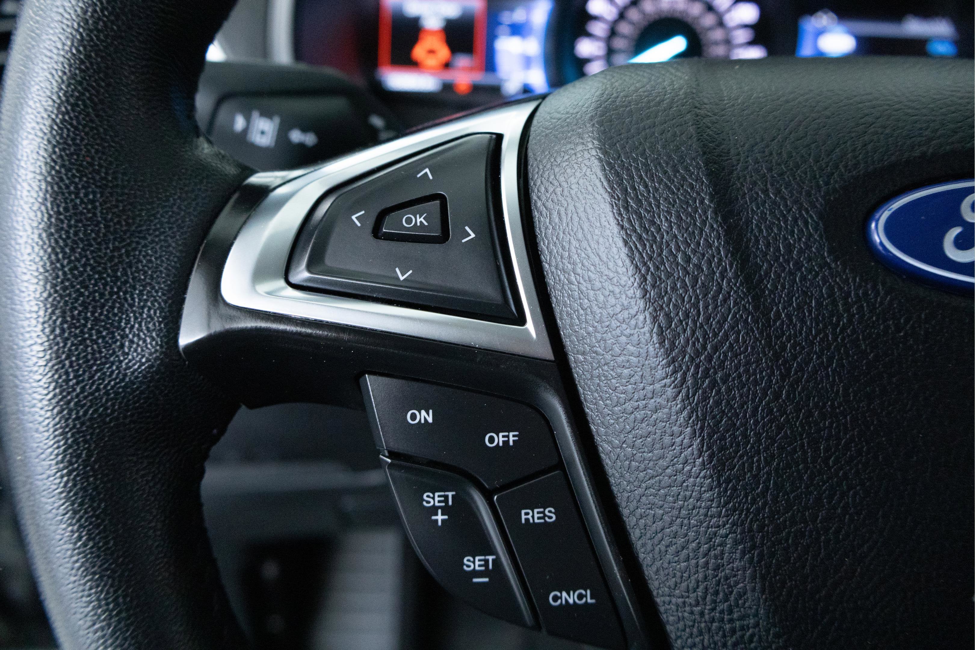 2024 Ford Edge Base