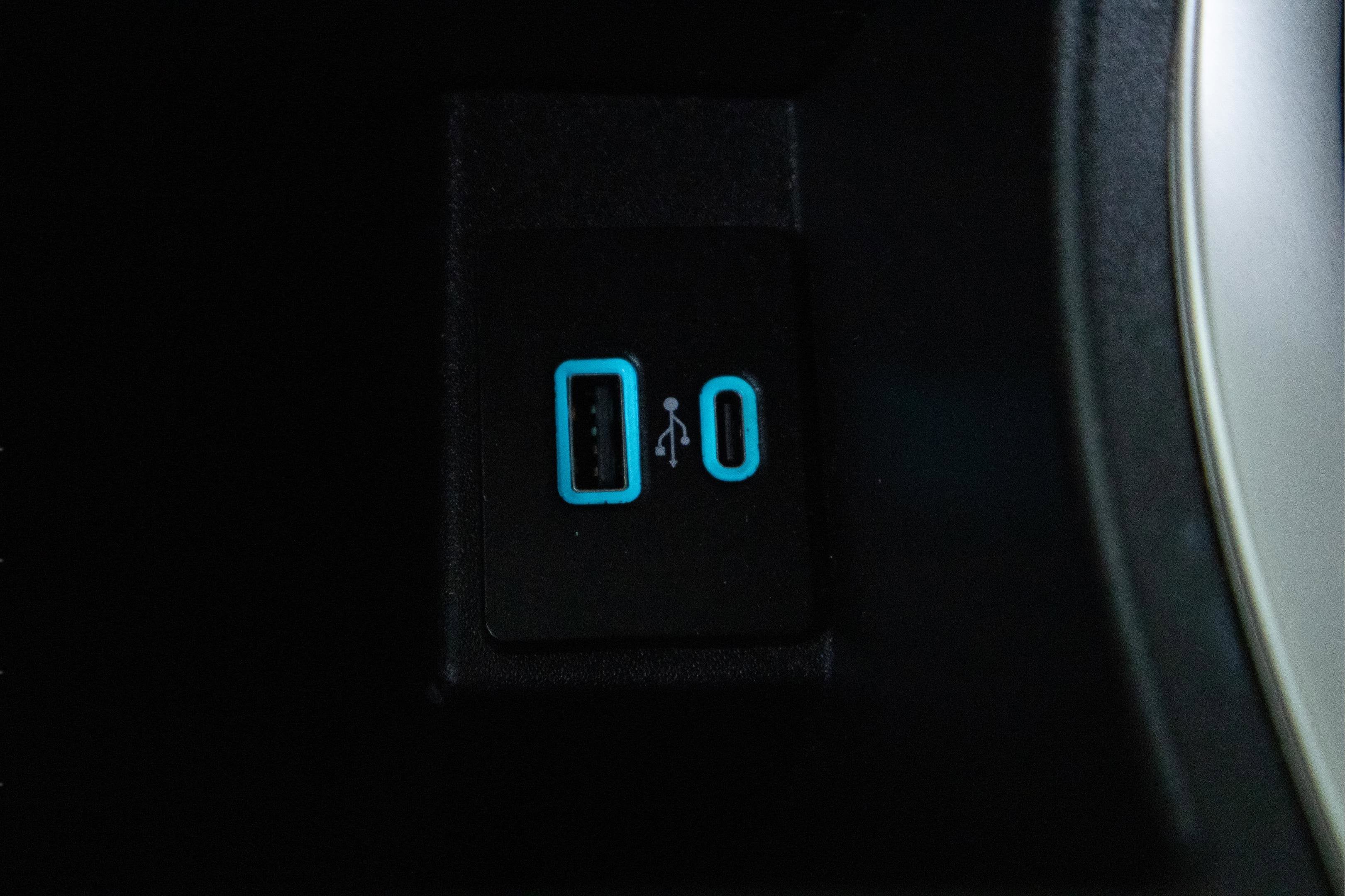 2024 Ford Edge Base