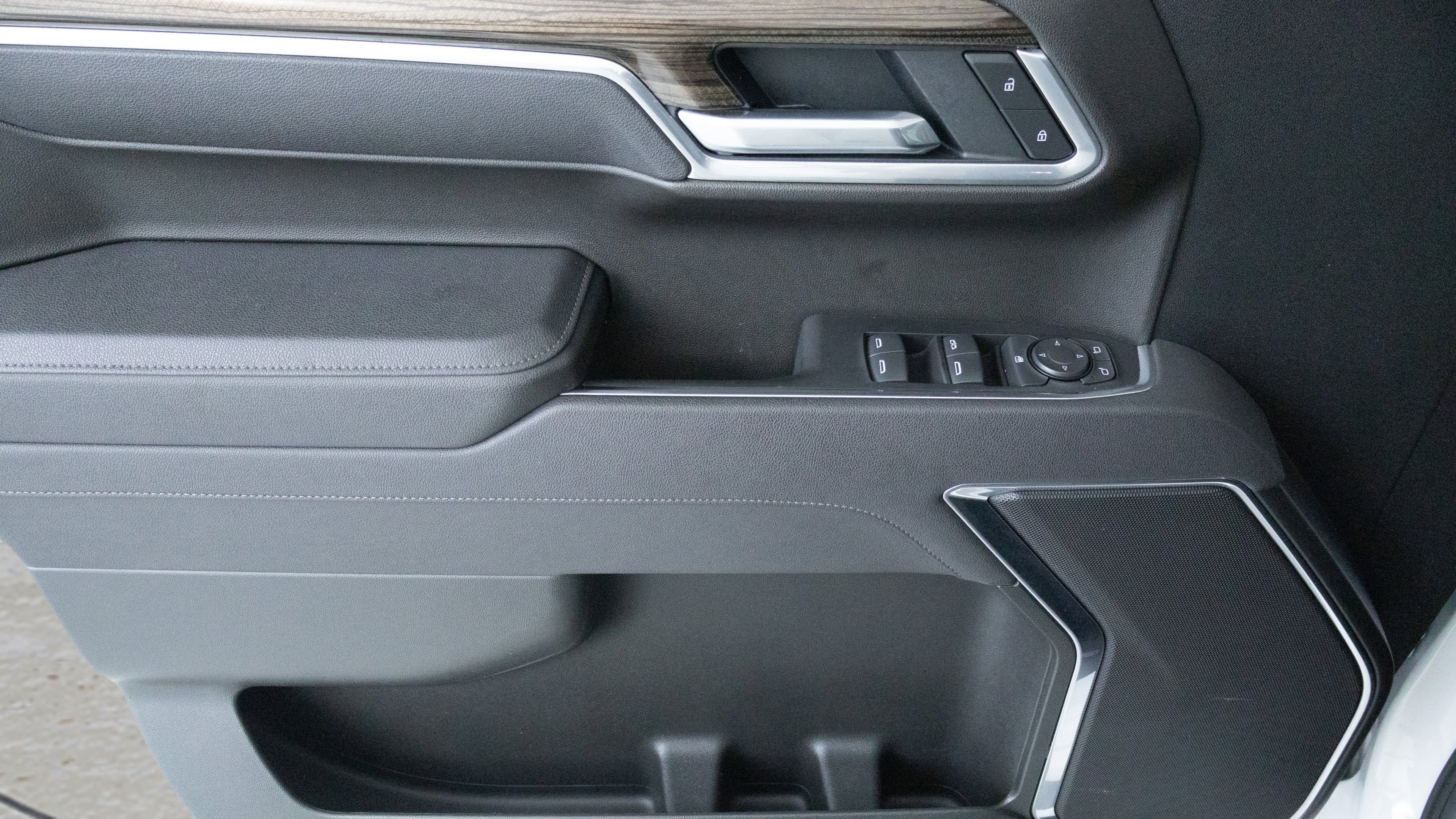 2025 Chevrolet Silverado 1500 4WD Crew Cab Standard Bed LT