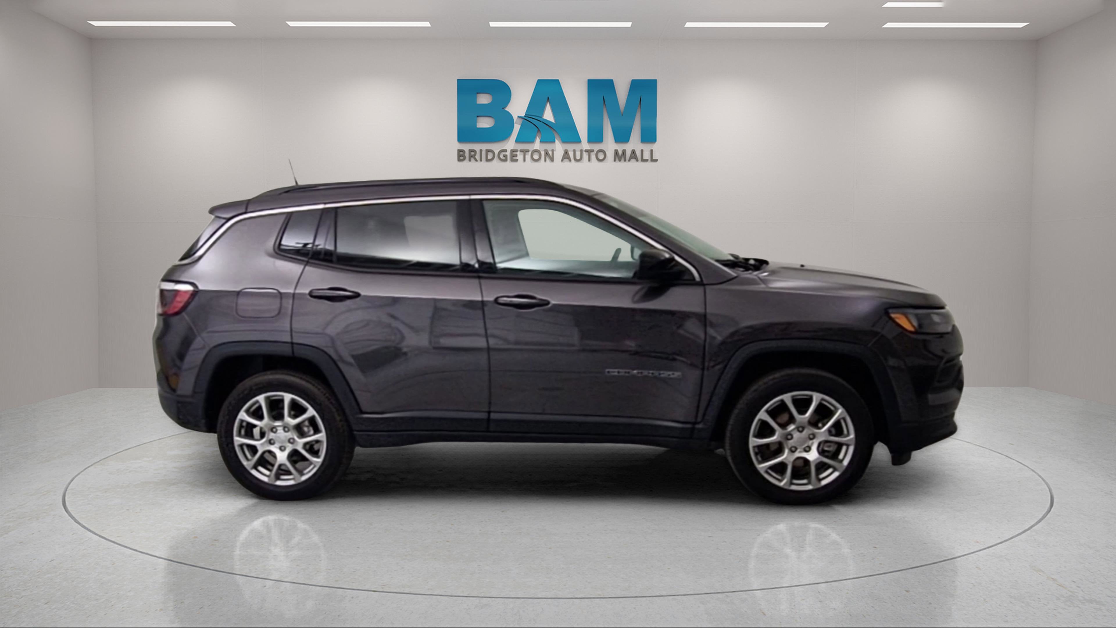 2022 Jeep Compass Latitude Lux 4x4