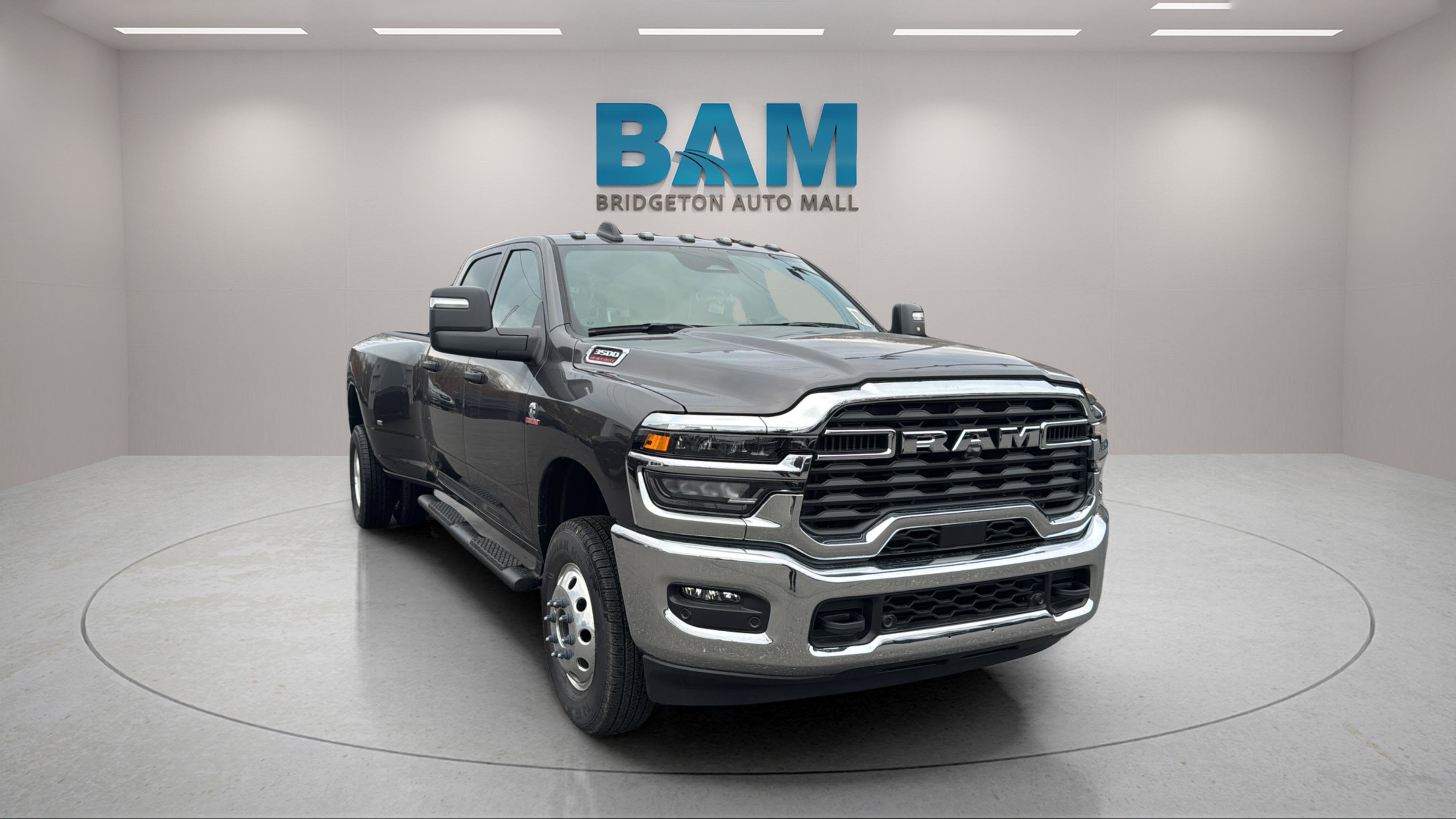 2026 RAM Ram 3500 RAM 3500 TRADESMAN CREW CAB 4X4 8' BOX
