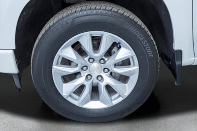 2022 Chevrolet Silverado 1500 4WD Crew Cab Short Bed Custom