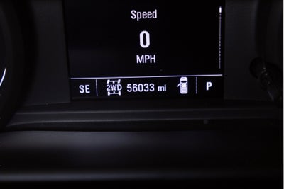 2022 Chevrolet Silverado 1500 4WD Crew Cab Short Bed Custom