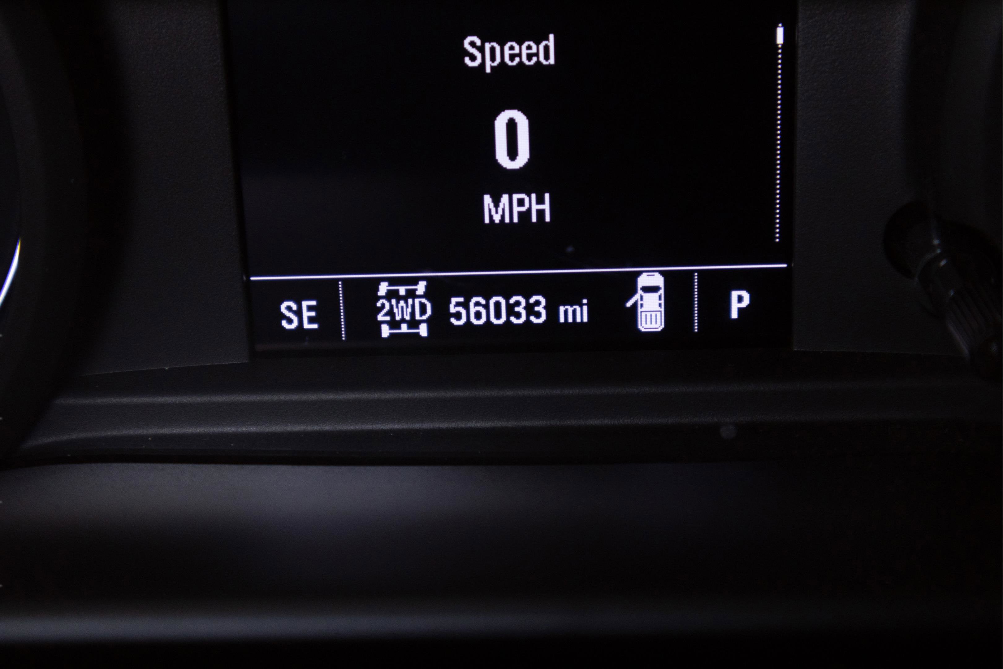 2022 Chevrolet Silverado 1500 4WD Crew Cab Short Bed Custom