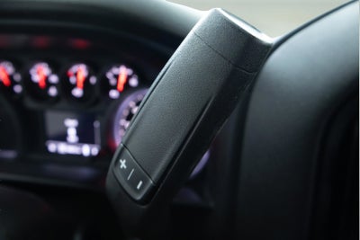 2022 Chevrolet Silverado 1500 4WD Crew Cab Short Bed Custom