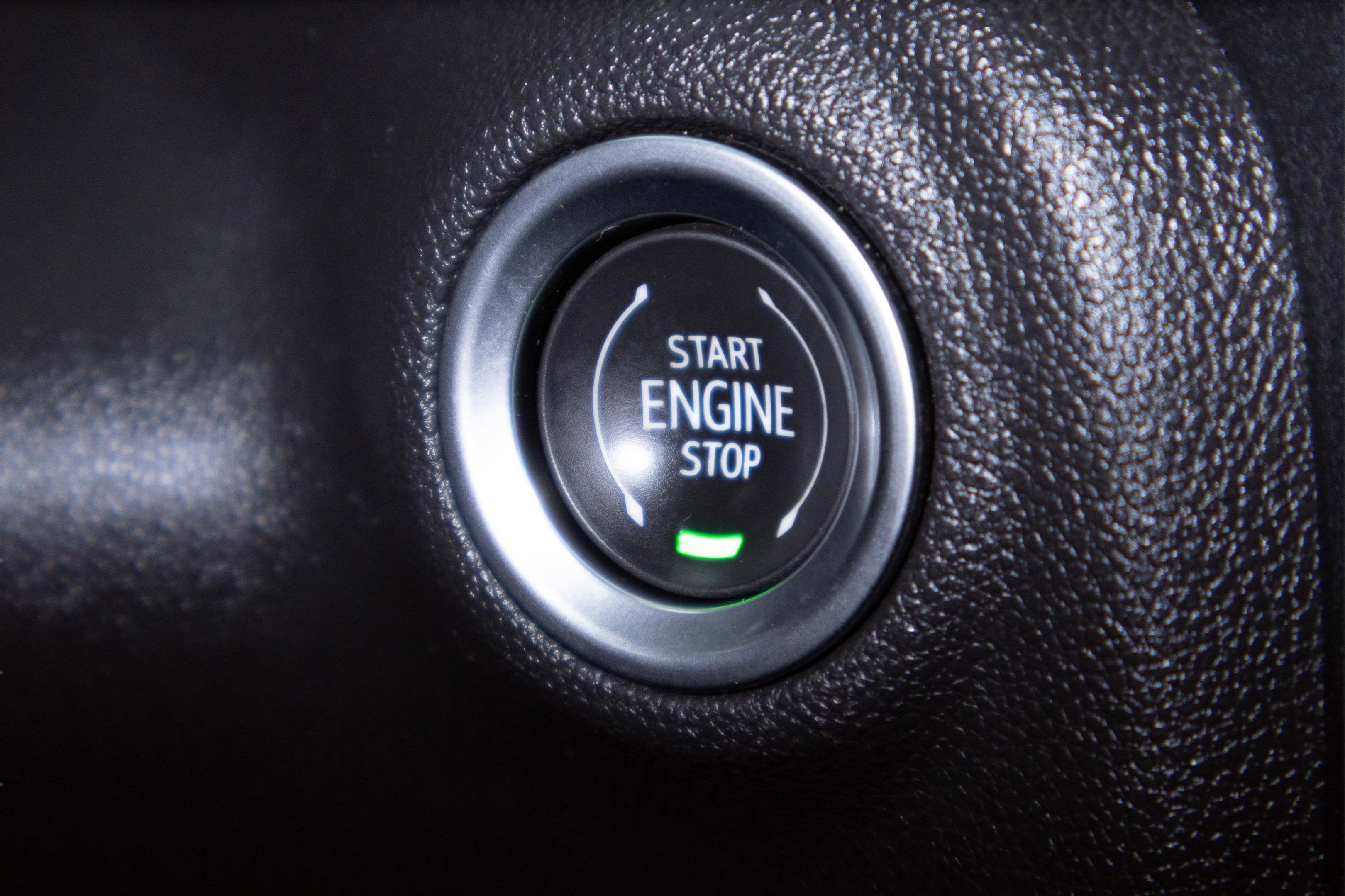 2022 Chevrolet Silverado 1500 4WD Crew Cab Short Bed Custom