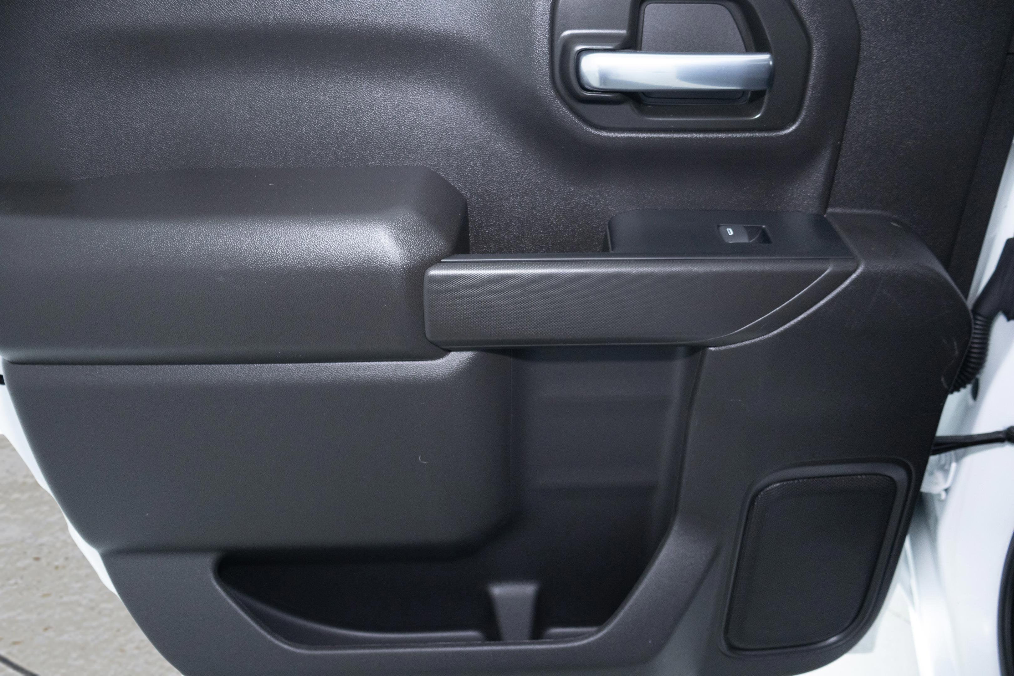 2022 Chevrolet Silverado 1500 4WD Crew Cab Short Bed Custom