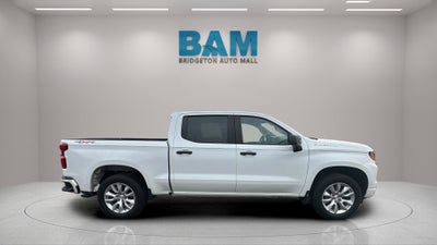 2022 Chevrolet Silverado 1500 4WD Crew Cab Short Bed Custom