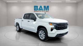 2022 Chevrolet Silverado 1500 4WD Crew Cab Short Bed Custom