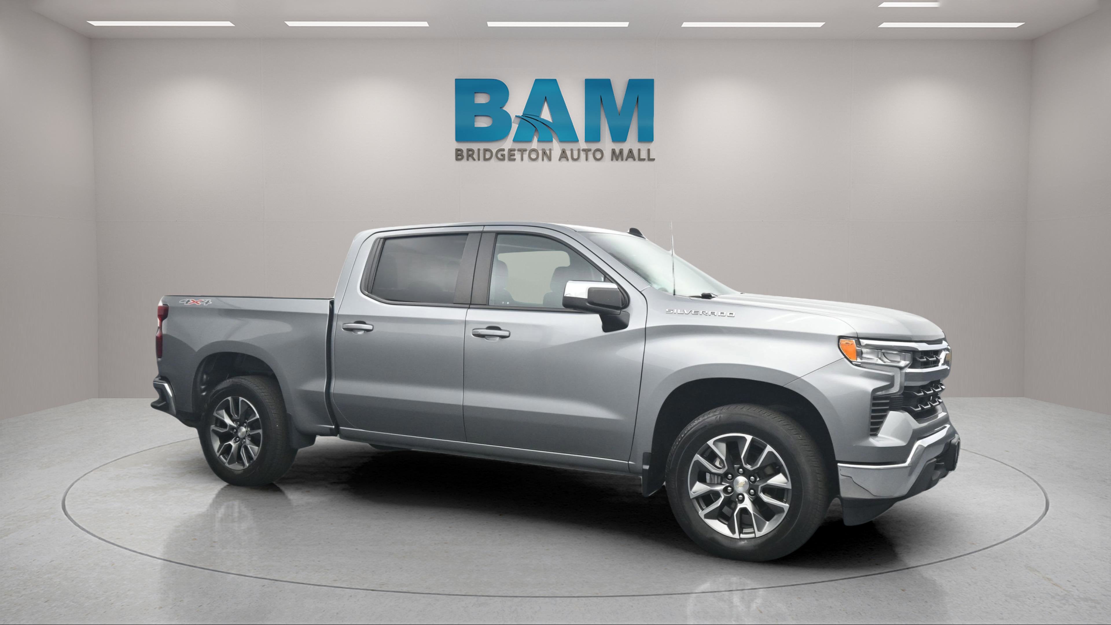 2023 Chevrolet Silverado 1500 4WD Crew Cab Short Bed LT with 2FL