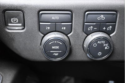 2023 Chevrolet Silverado 1500 4WD Crew Cab Short Bed LT with 2FL
