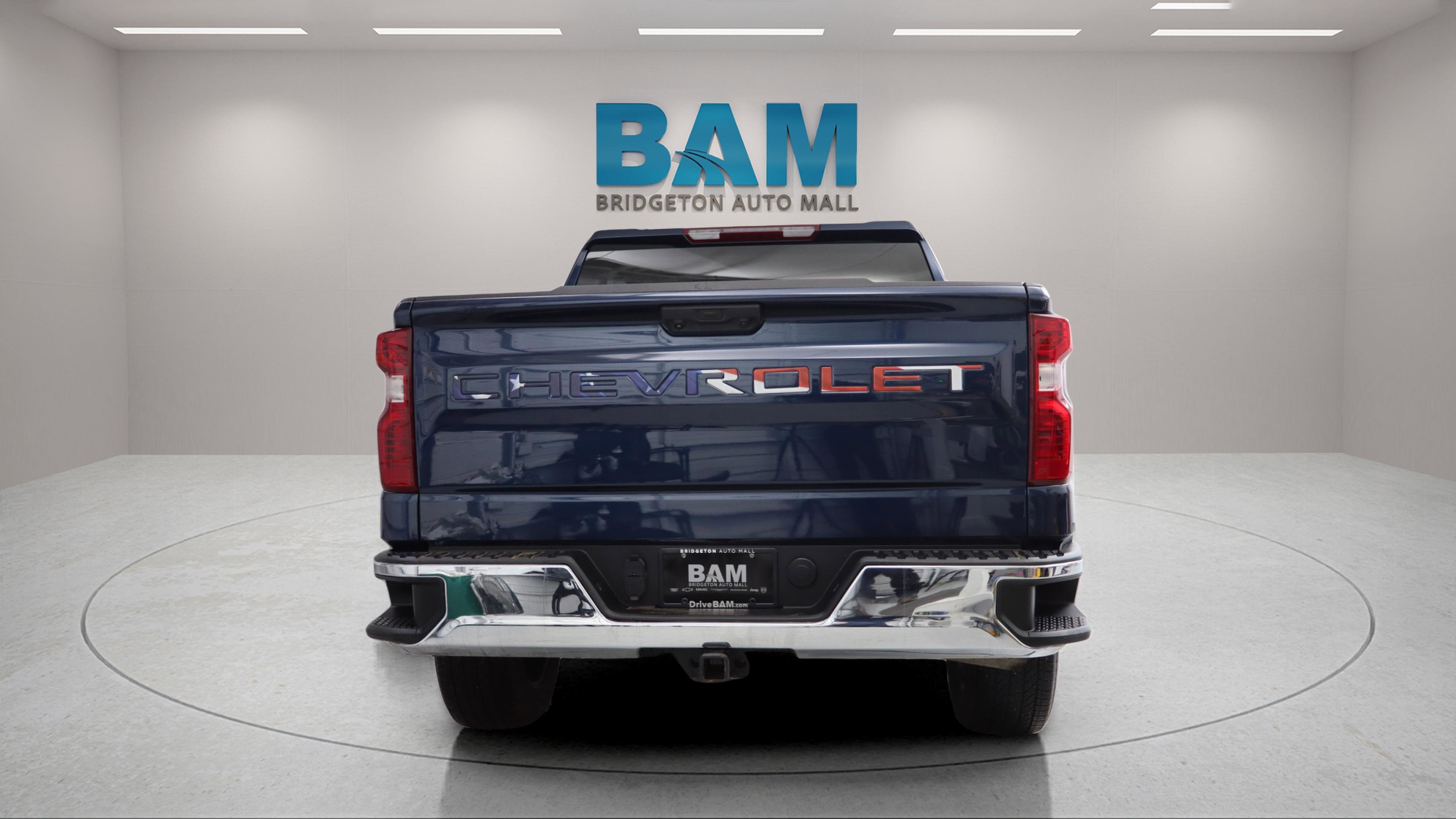 2023 Chevrolet Silverado 1500 4WD Crew Cab Short Bed LT with 2FL