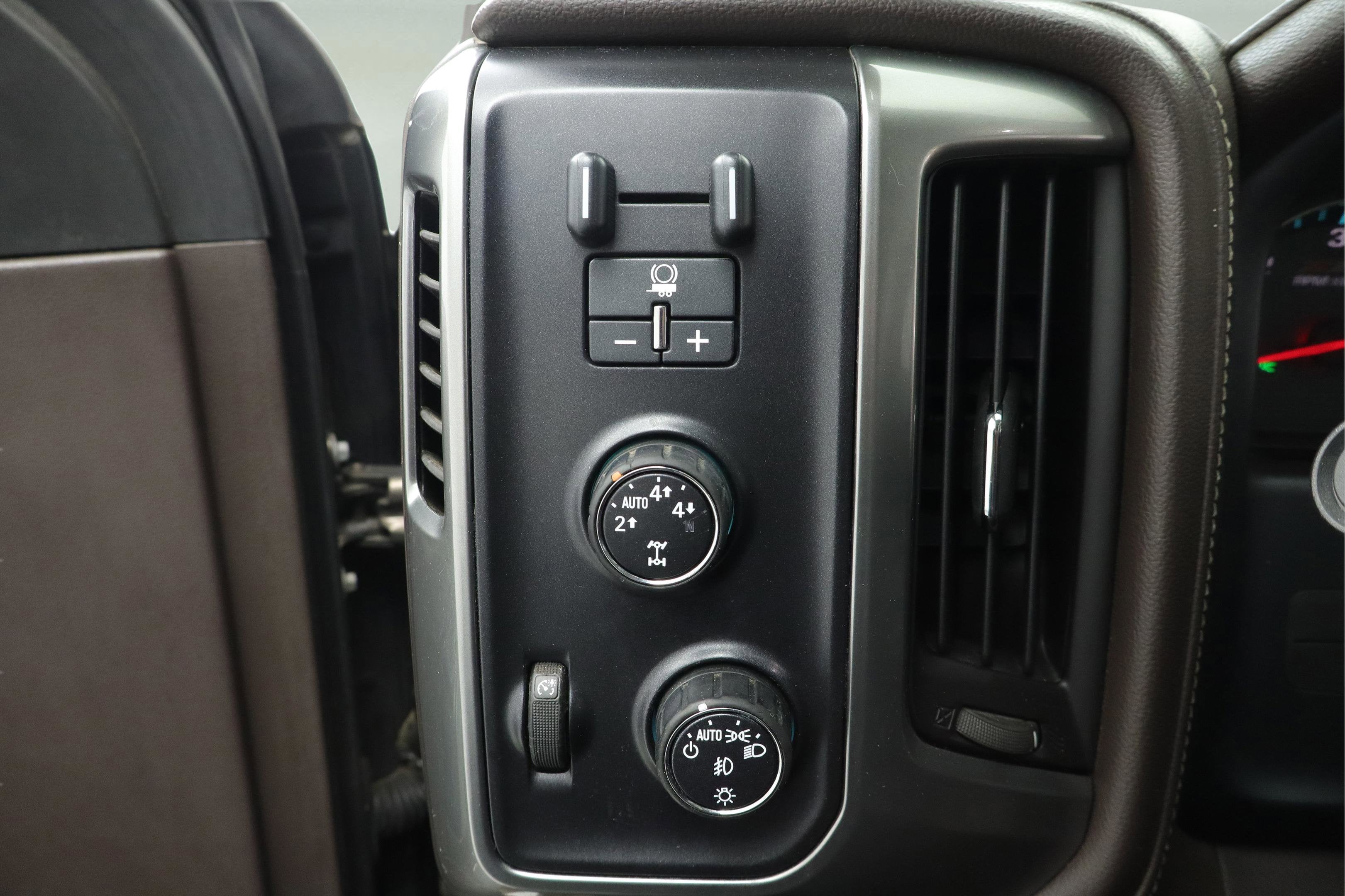 2015 Chevrolet Silverado 1500 2LZ