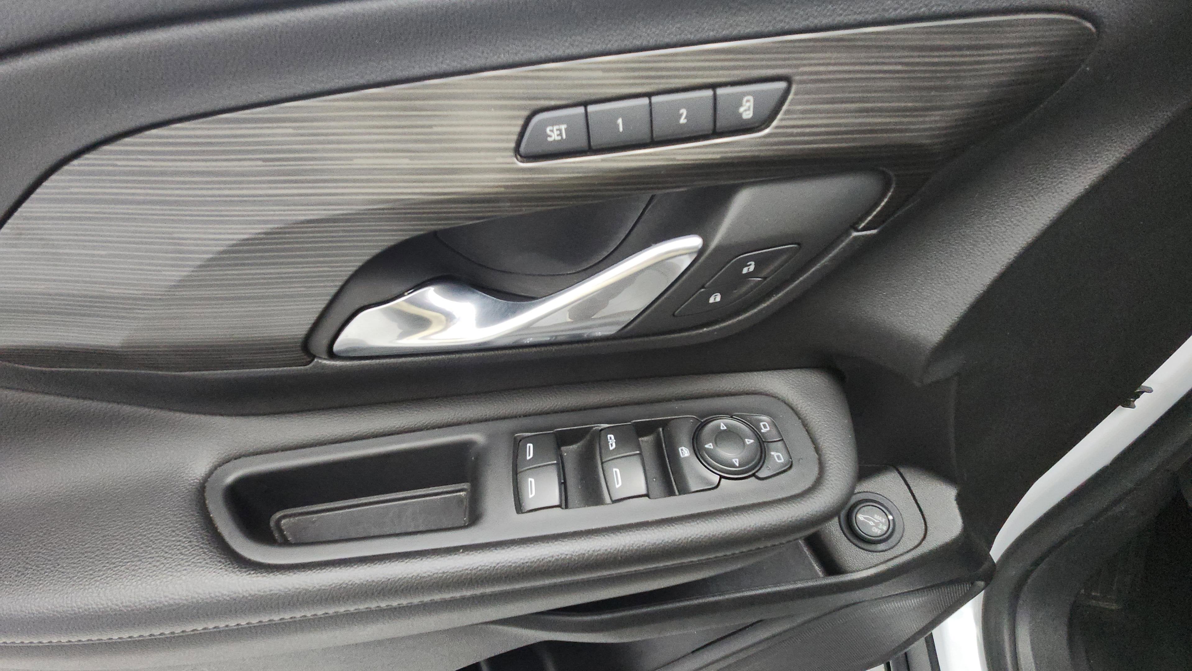 2023 GMC Terrain FWD SLT