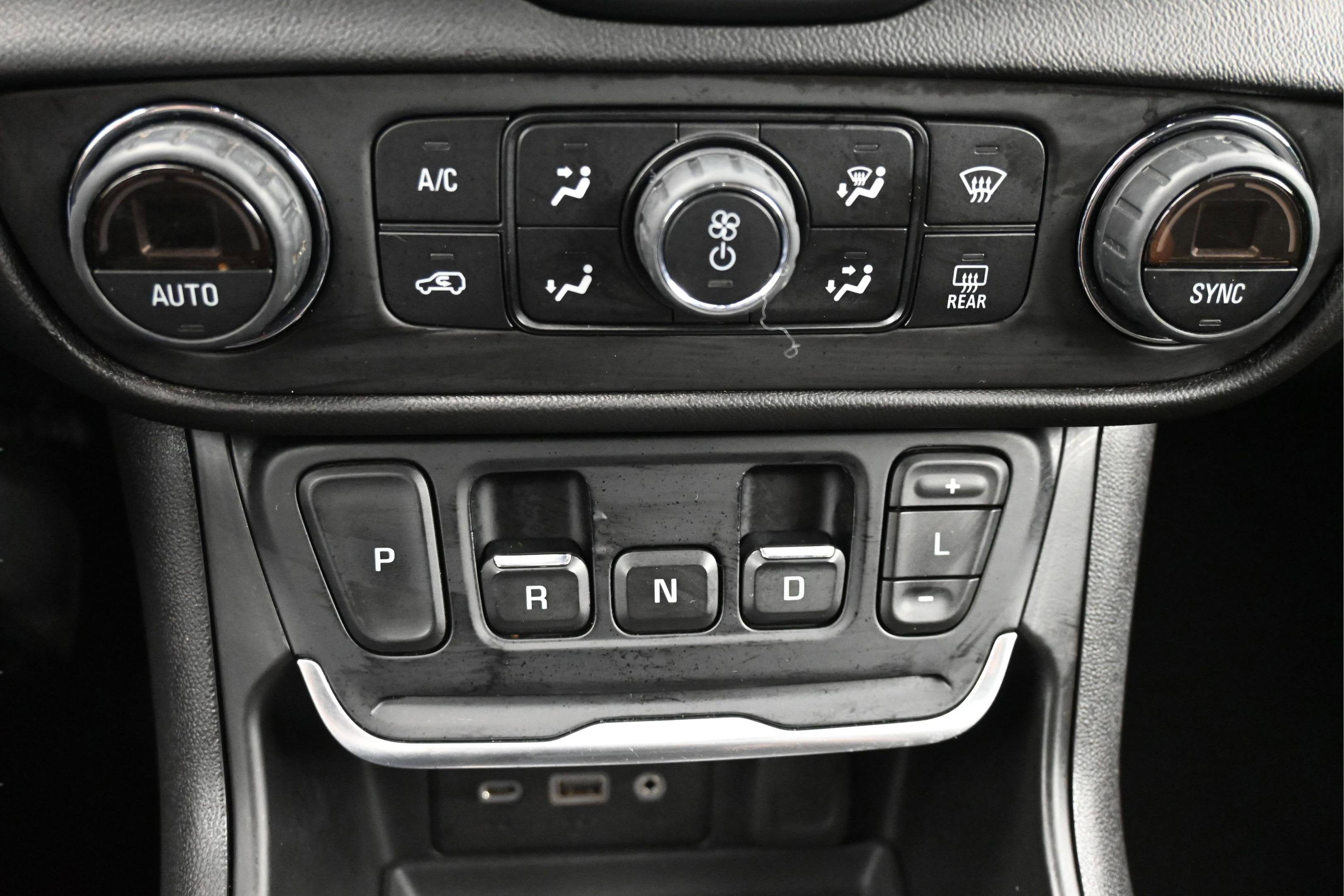 2020 GMC Terrain AWD SLE