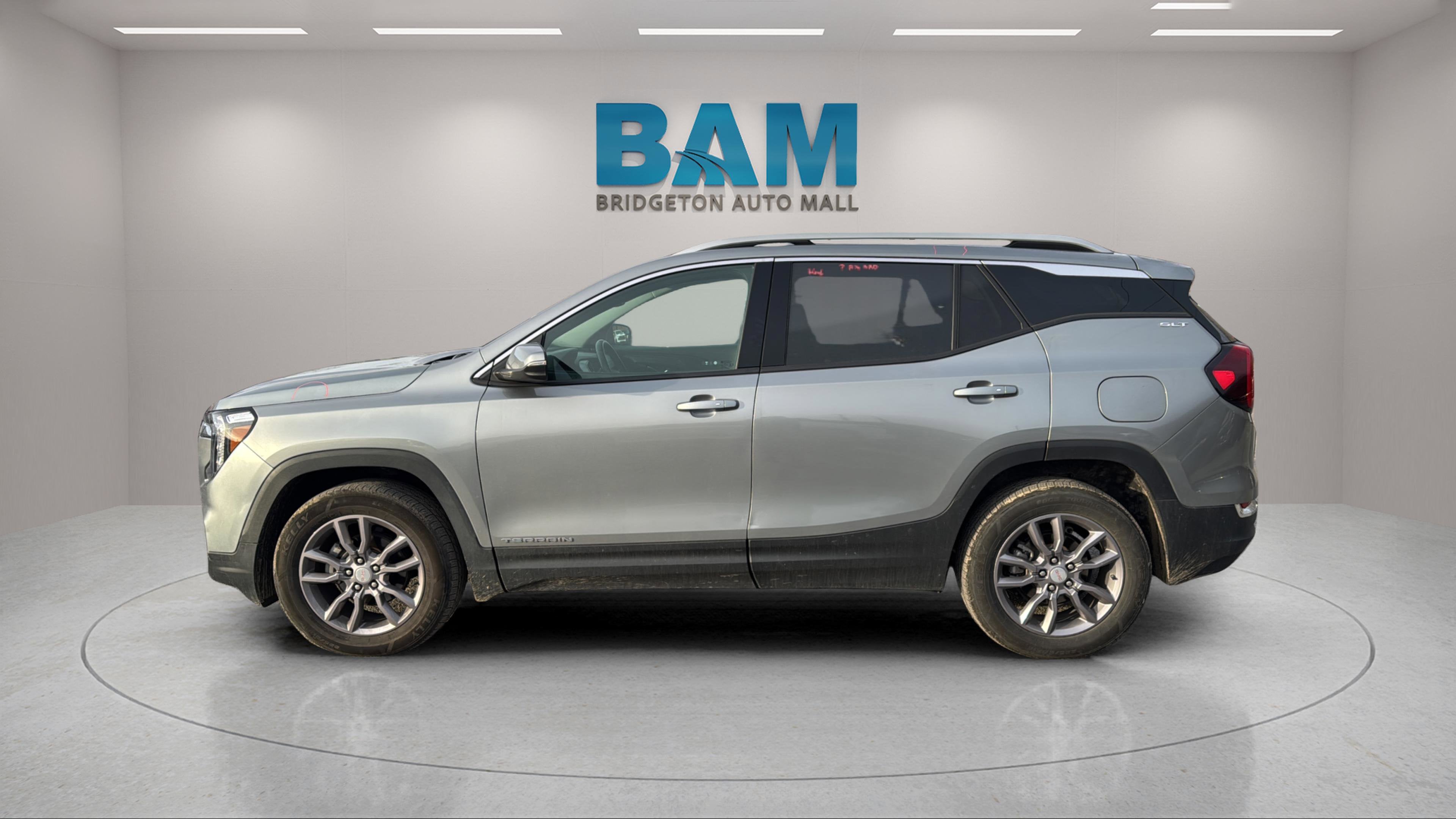 2023 GMC Terrain AWD SLT