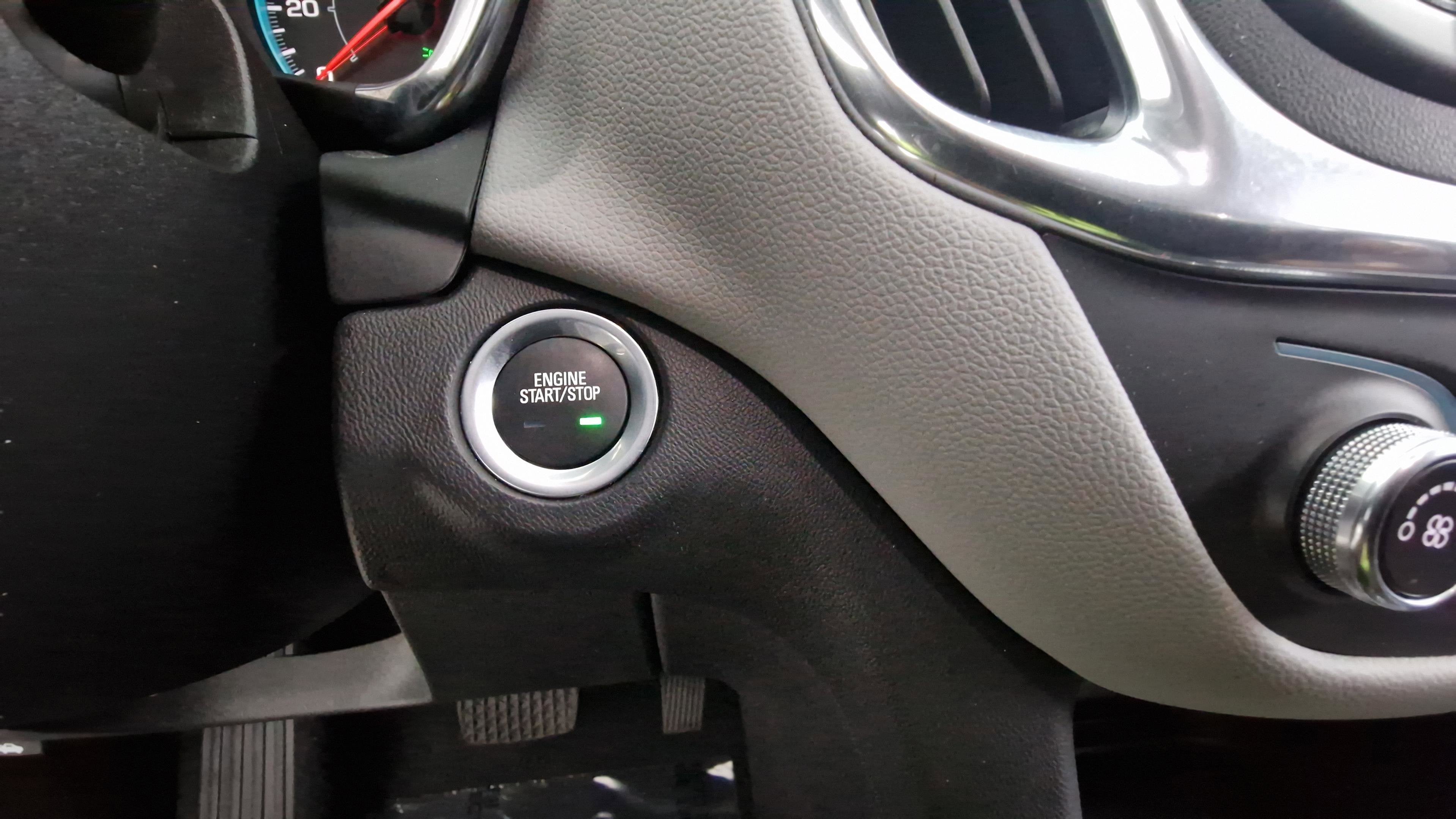 2021 Chevrolet Equinox AWD 1FL