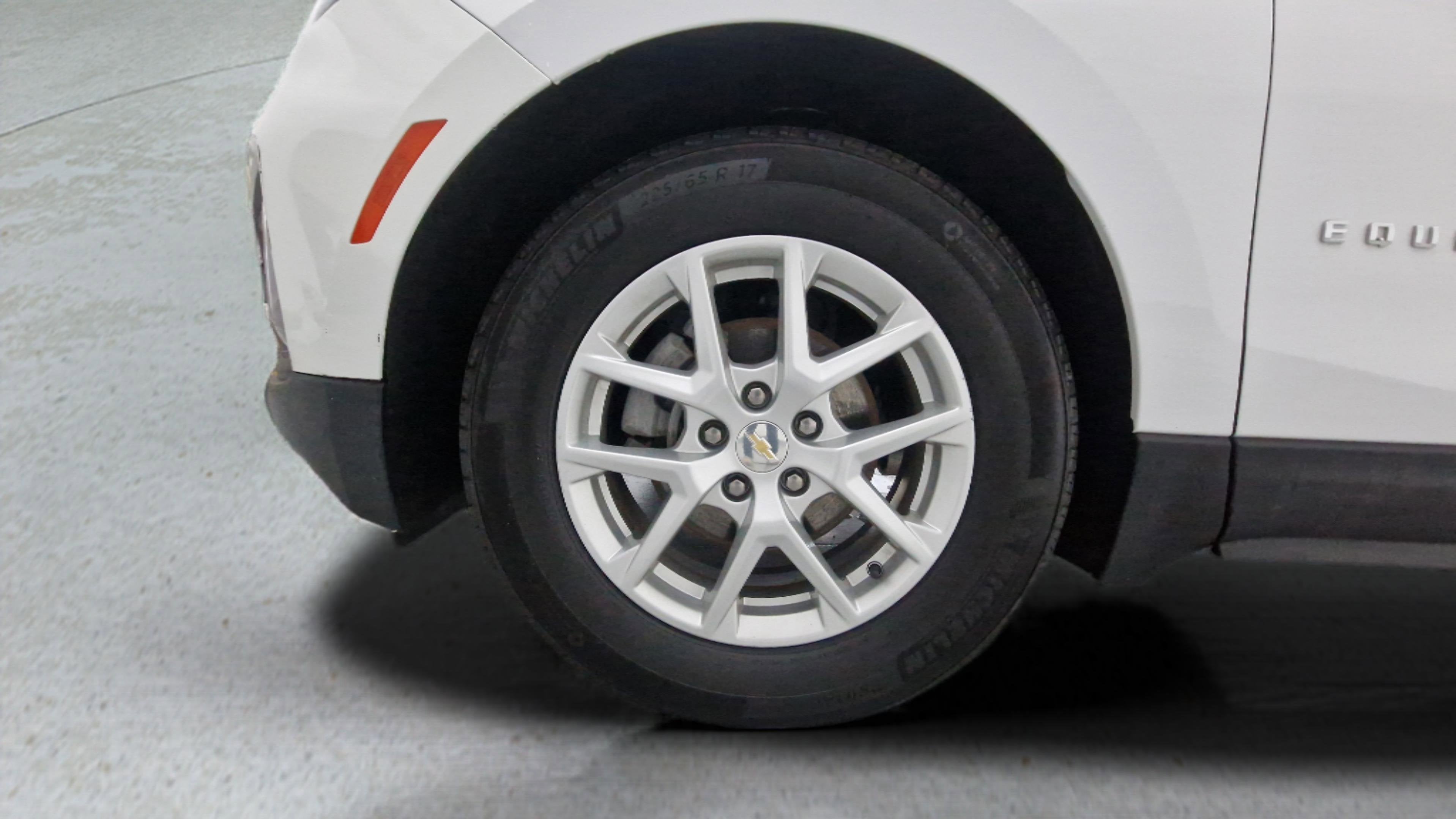 2022 Chevrolet Equinox FWD LT