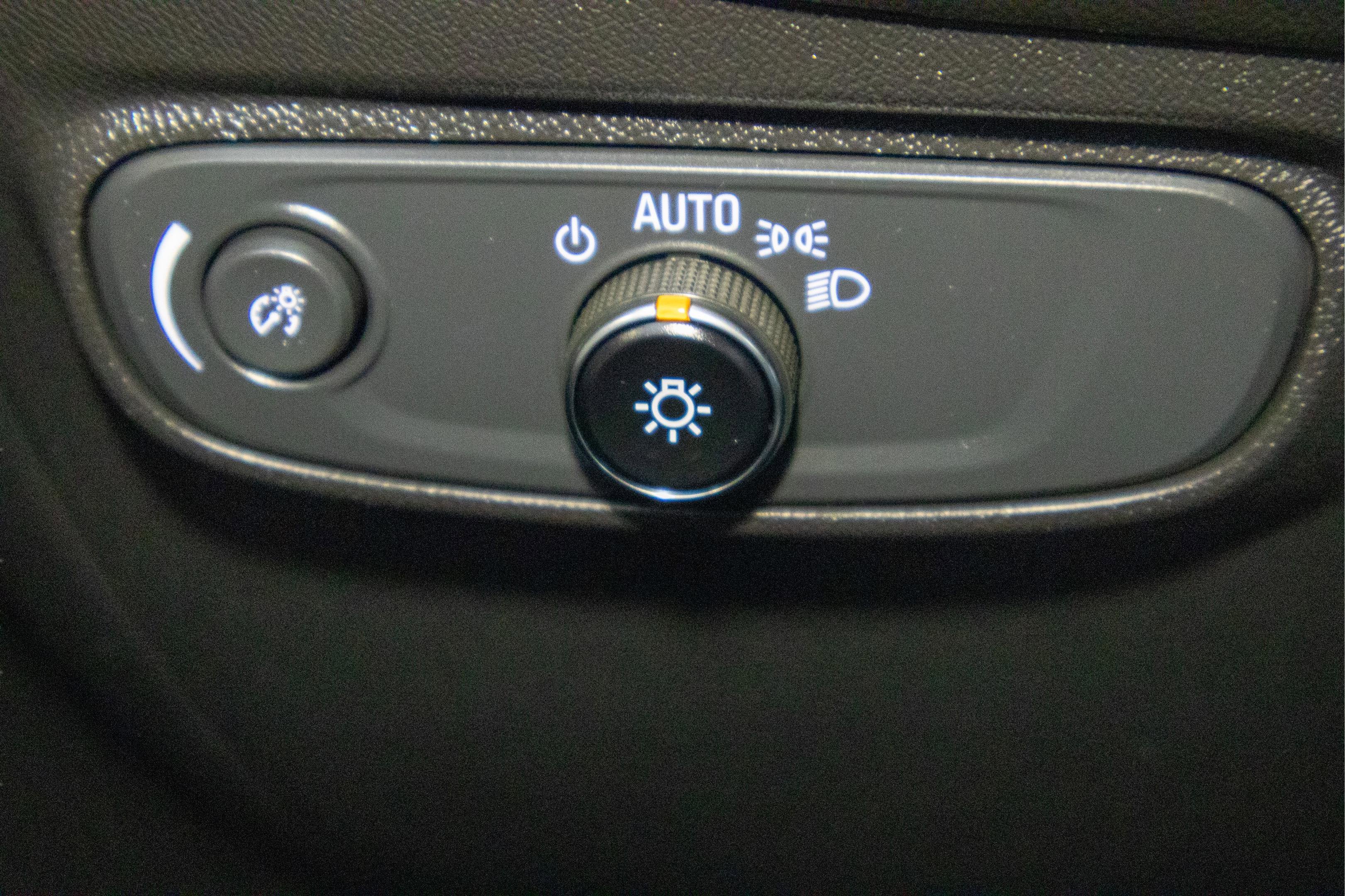 2022 Chevrolet Equinox AWD LS