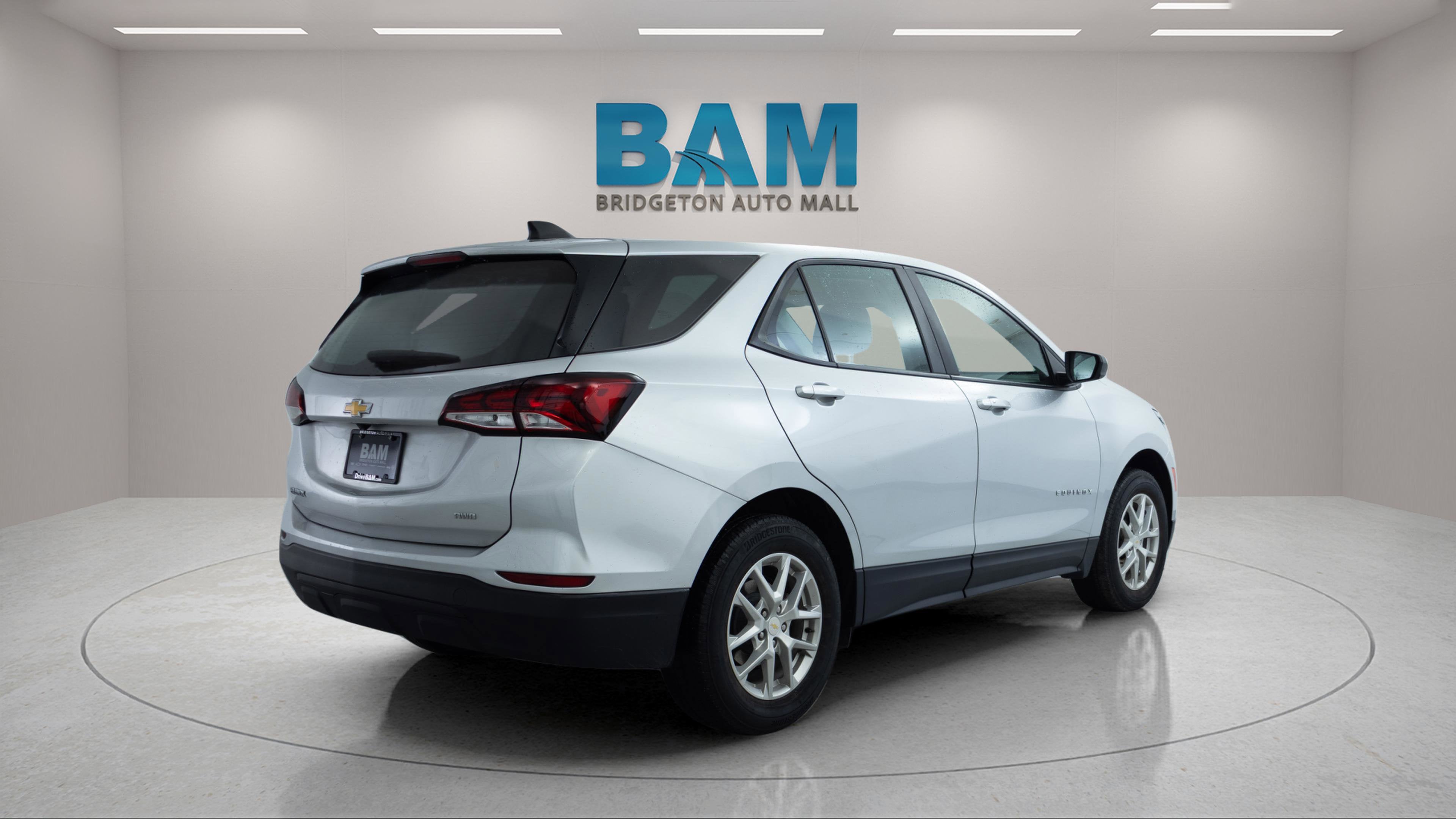 2022 Chevrolet Equinox AWD LS