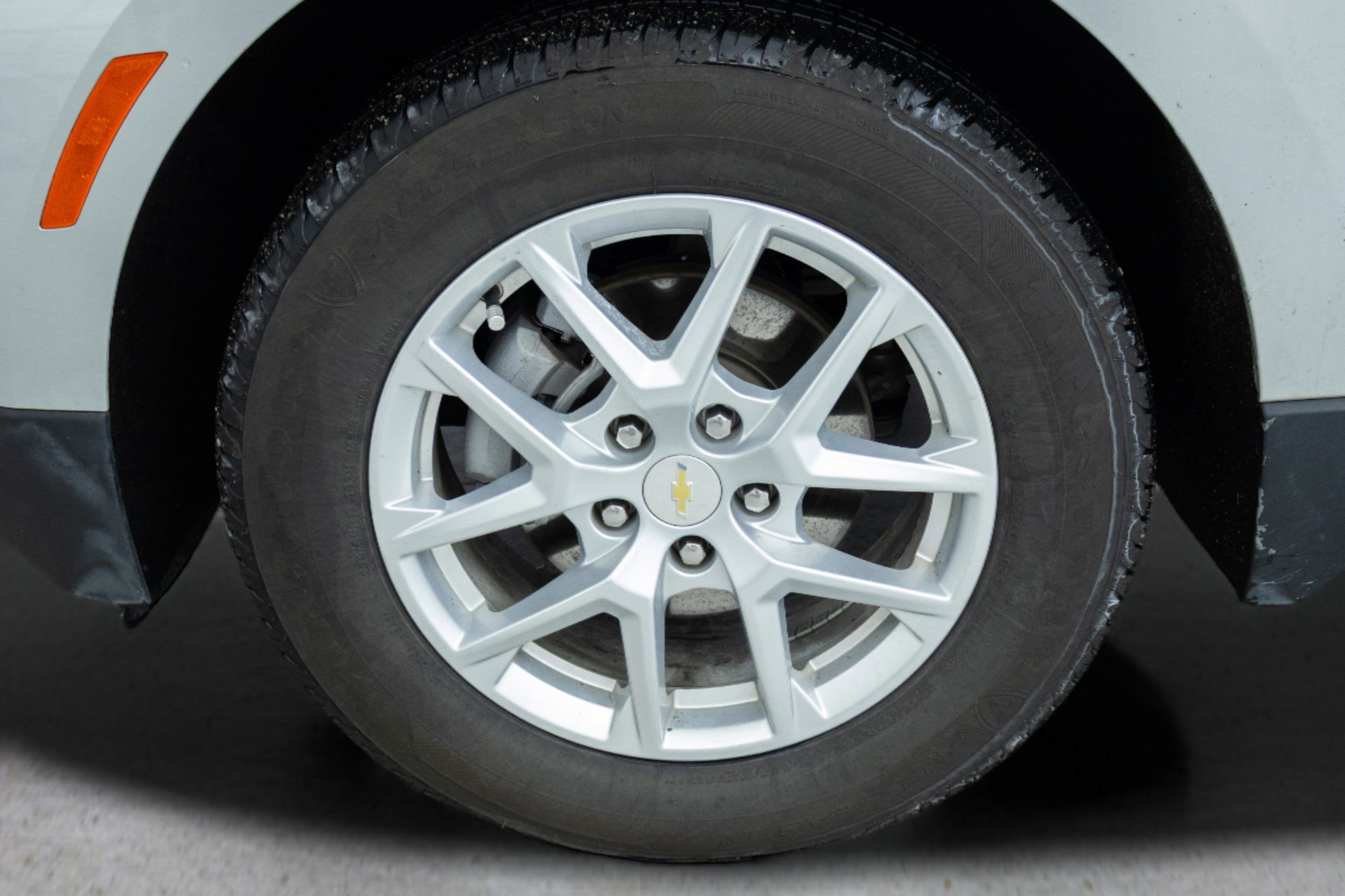 2022 Chevrolet Equinox AWD LS