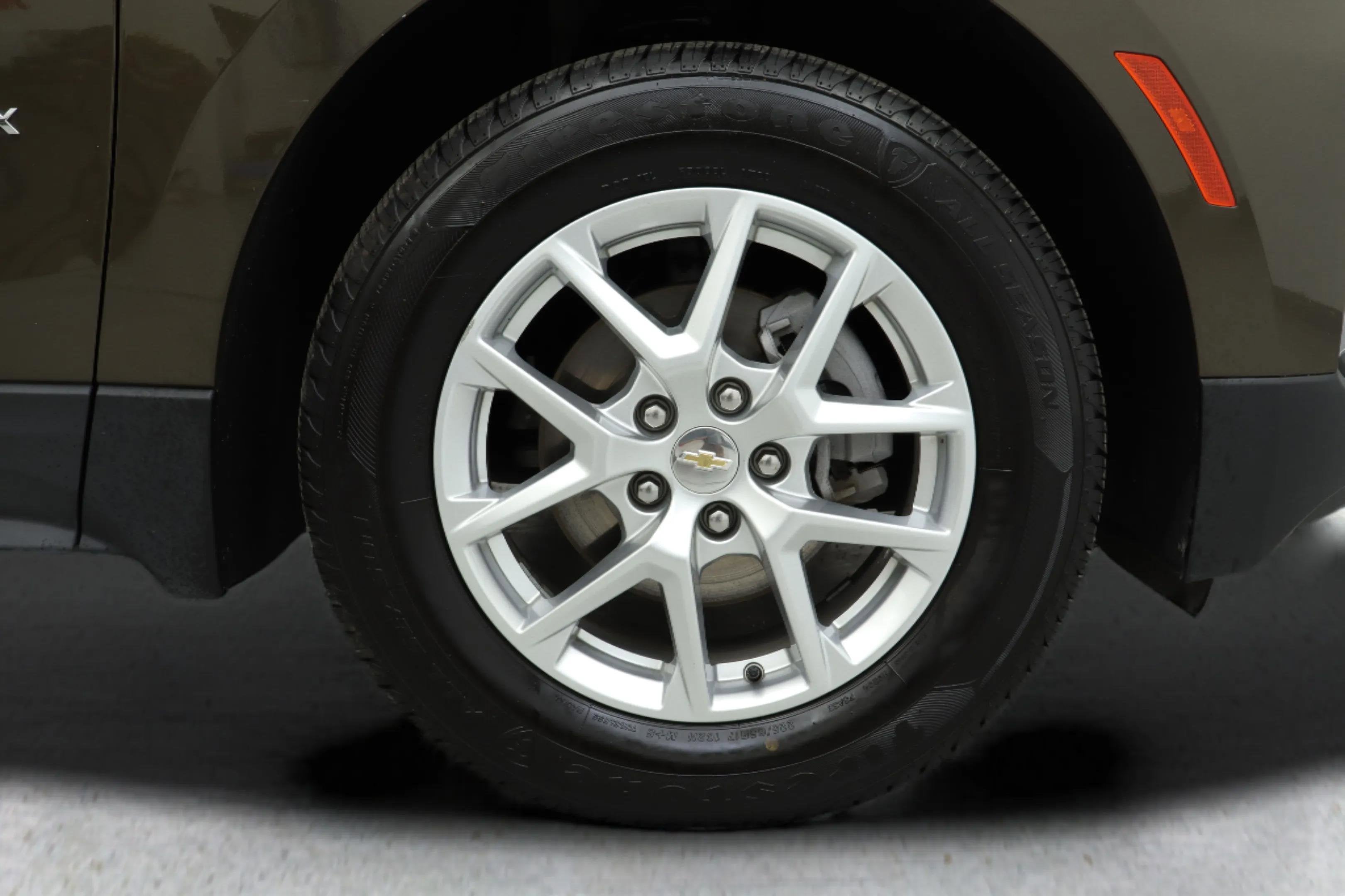 2024 Chevrolet Equinox AWD LT