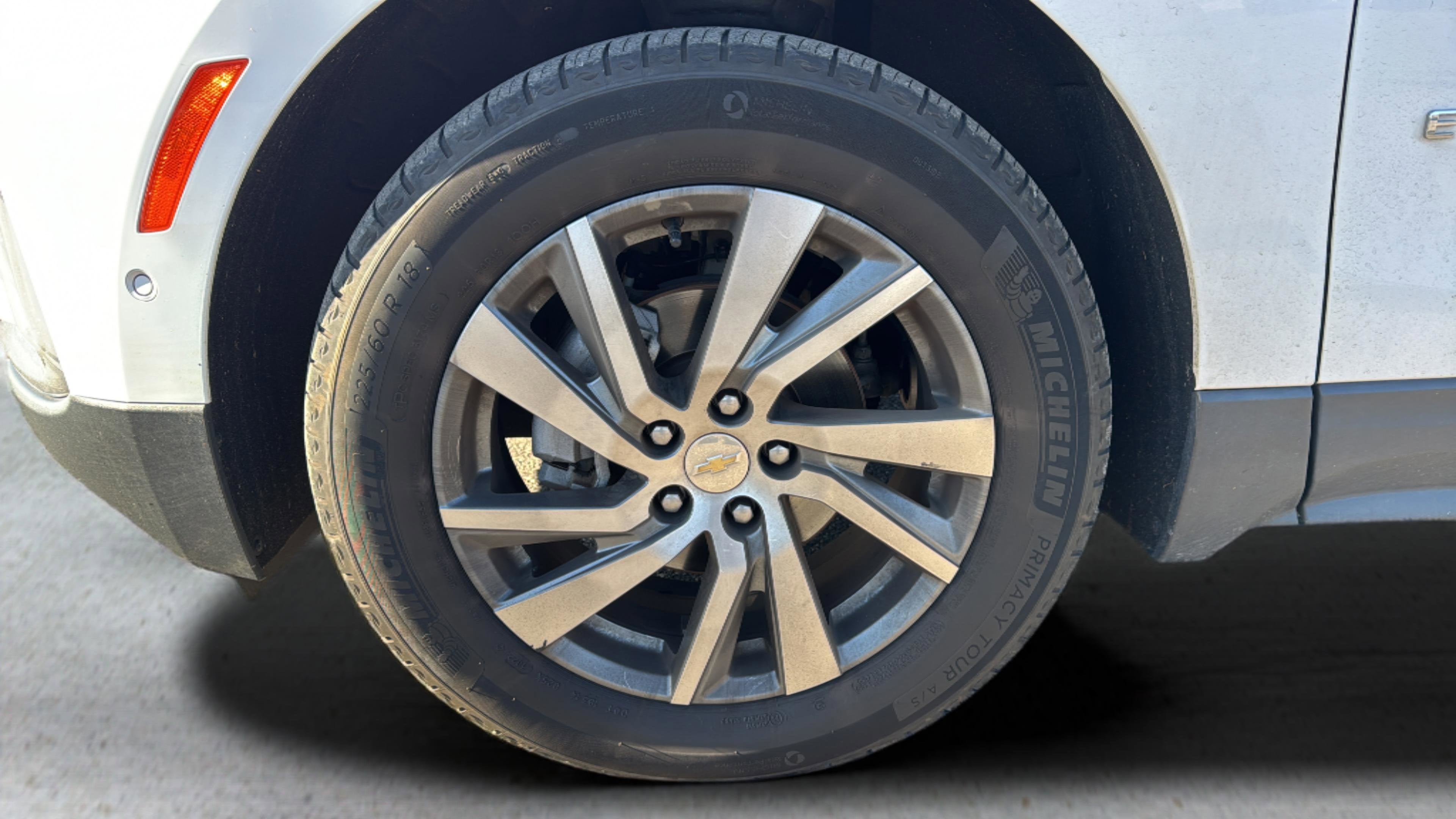 2023 Chevrolet Equinox AWD Premier