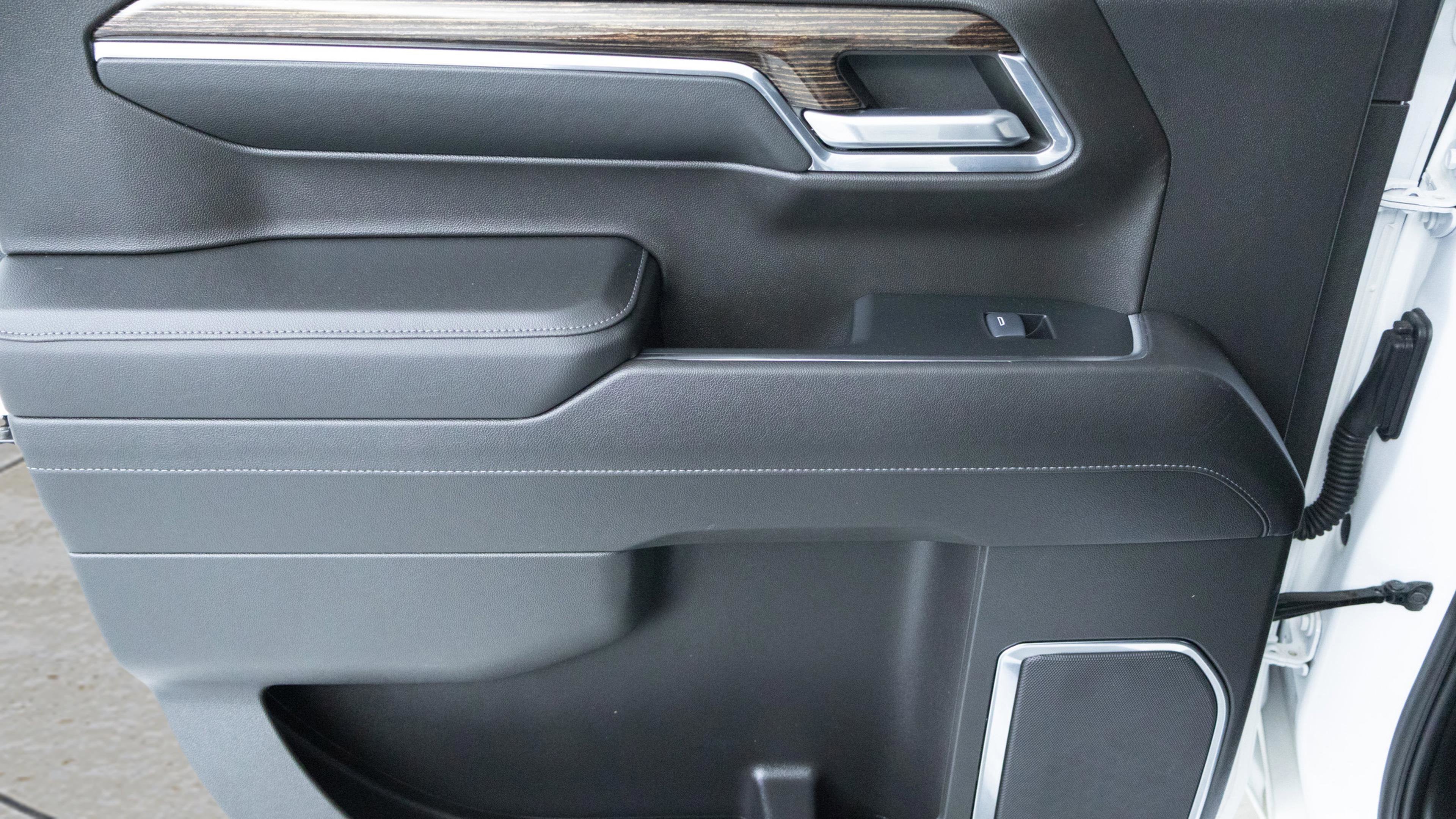 2024 GMC Sierra 1500 4WD Crew Cab Short Box Elevation with 3VL