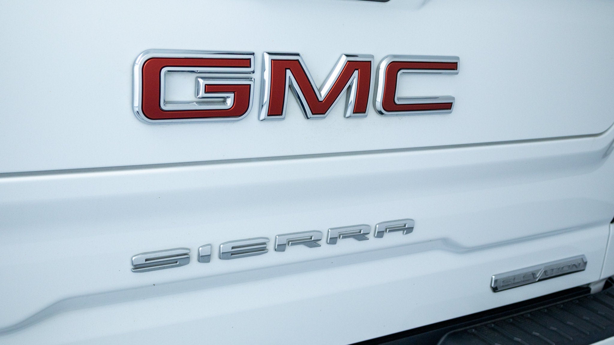 2024 GMC Sierra 1500 4WD Crew Cab Short Box Elevation with 3VL