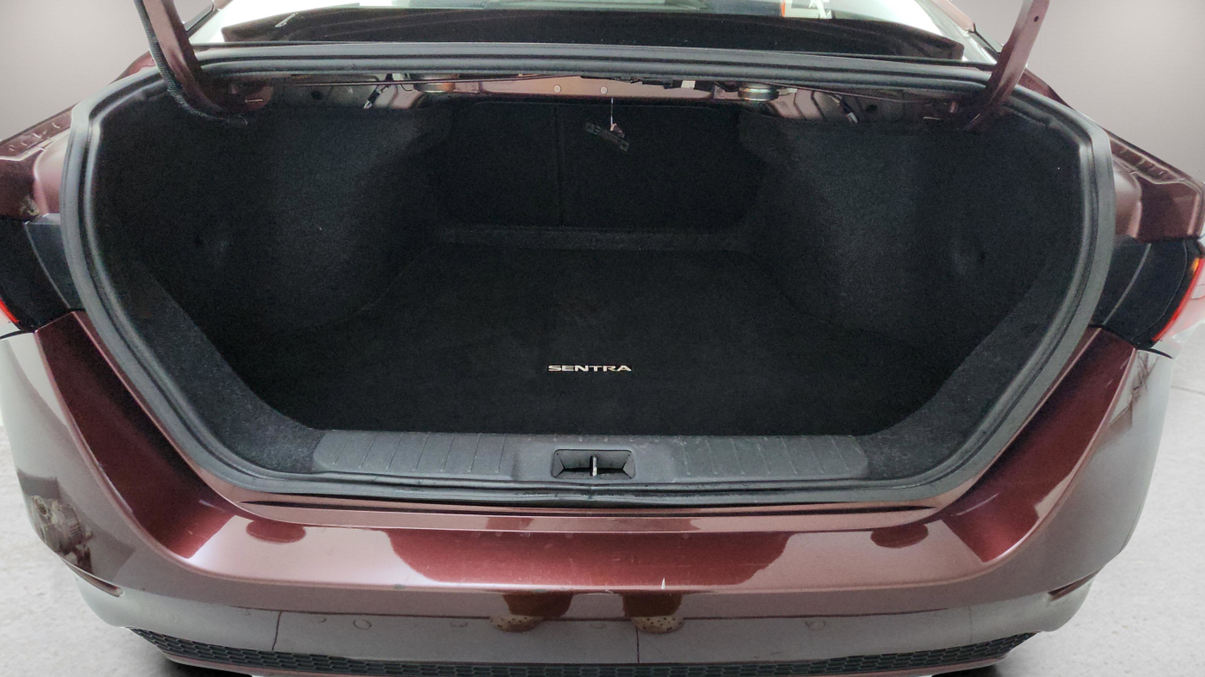 2022 Nissan Sentra SV Xtronic CVT