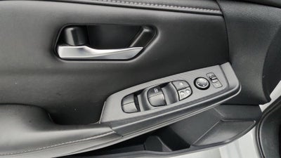 2022 Nissan Sentra SV Xtronic CVT