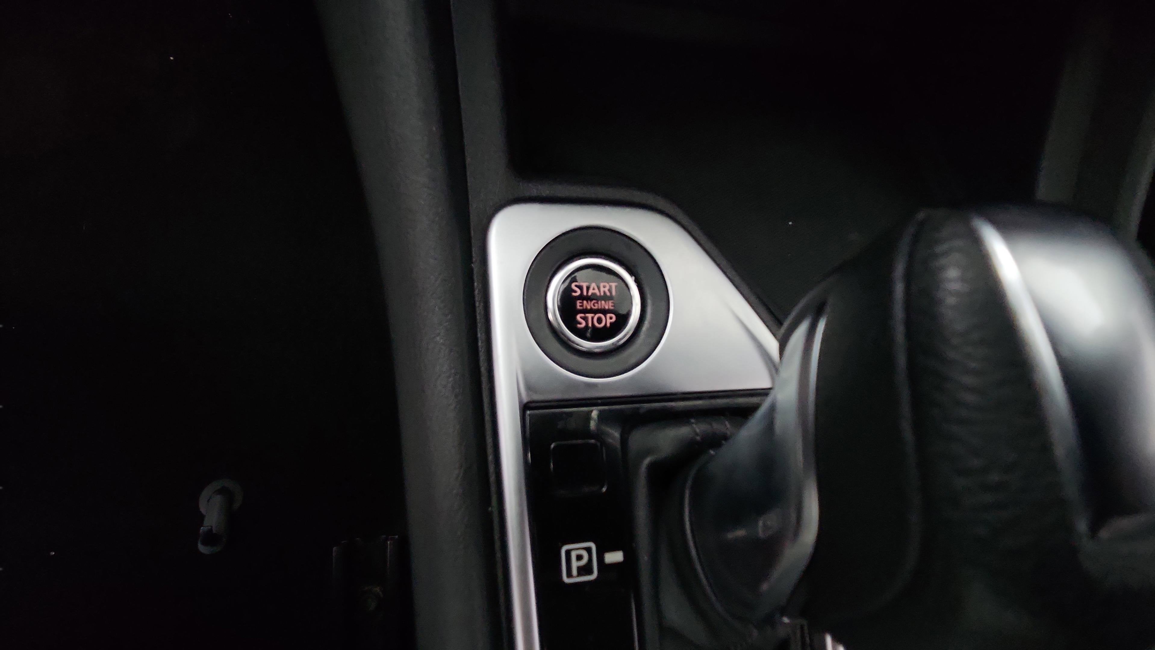 2022 Nissan Sentra SV Xtronic CVT