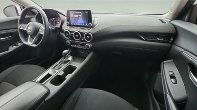 2022 Nissan Sentra SV Xtronic CVT