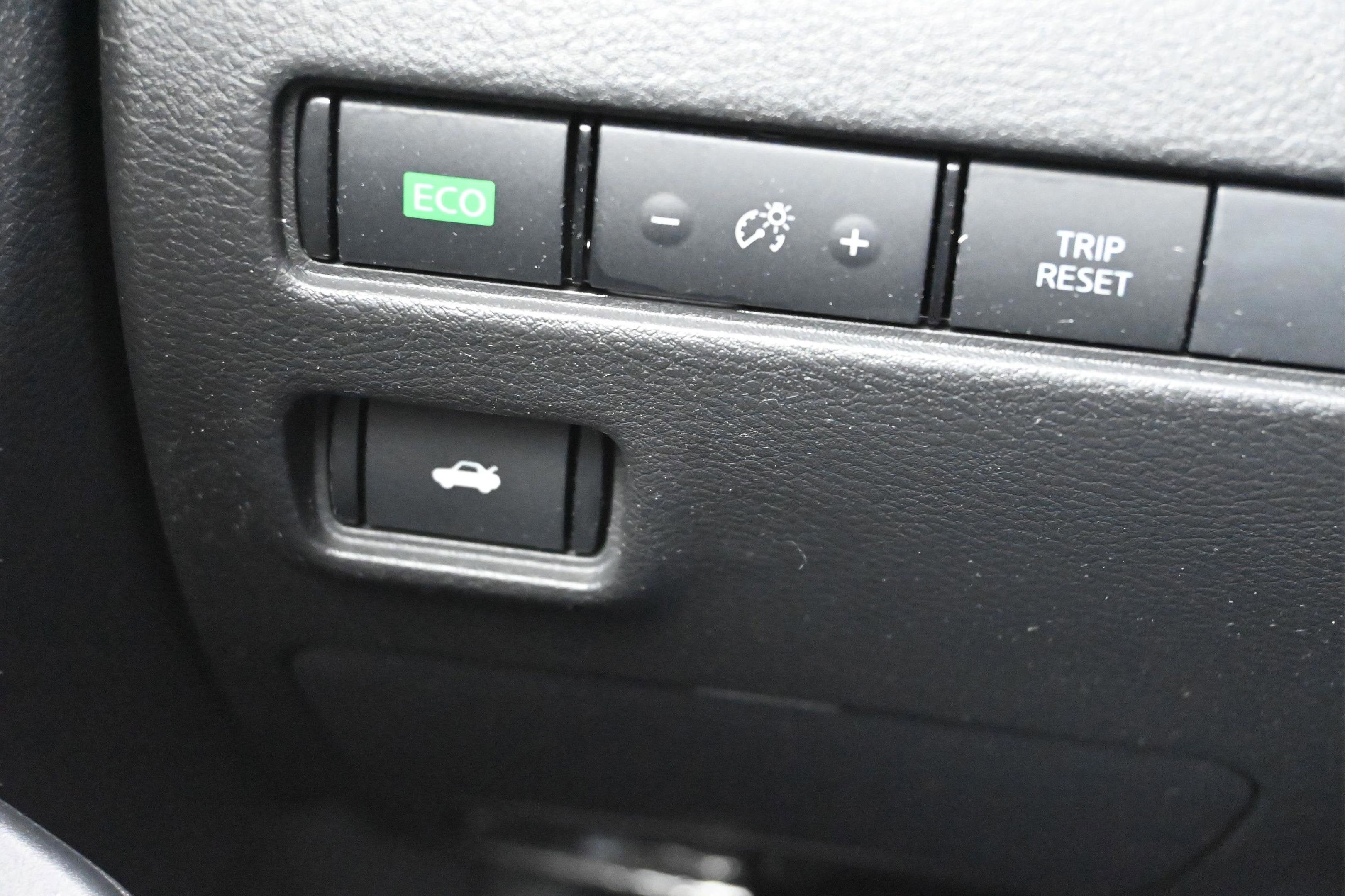 2022 Nissan Sentra SV Xtronic CVT