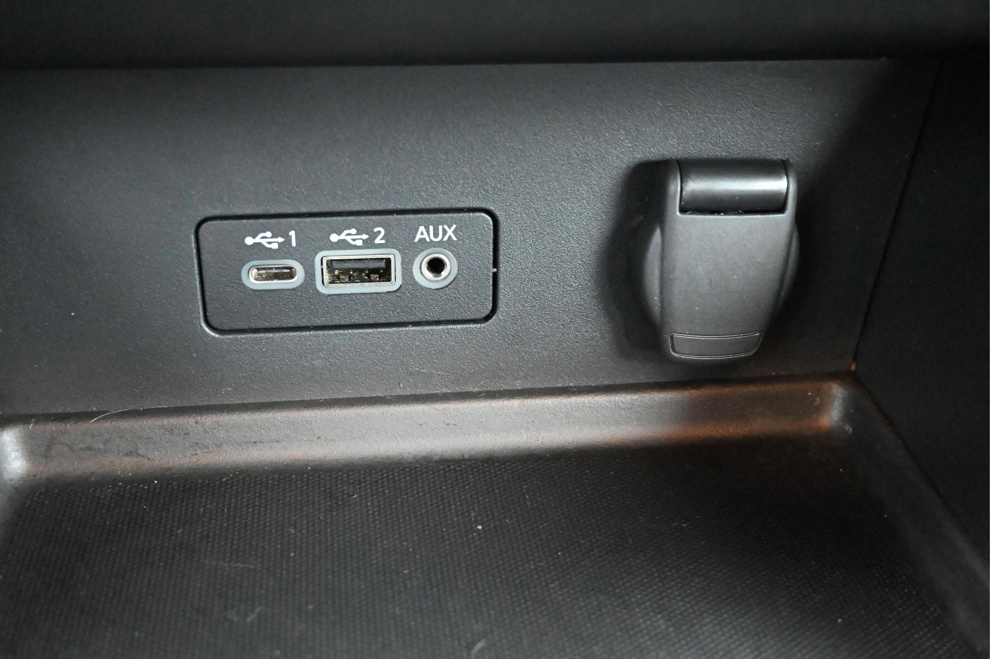 2022 Nissan Sentra SV Xtronic CVT