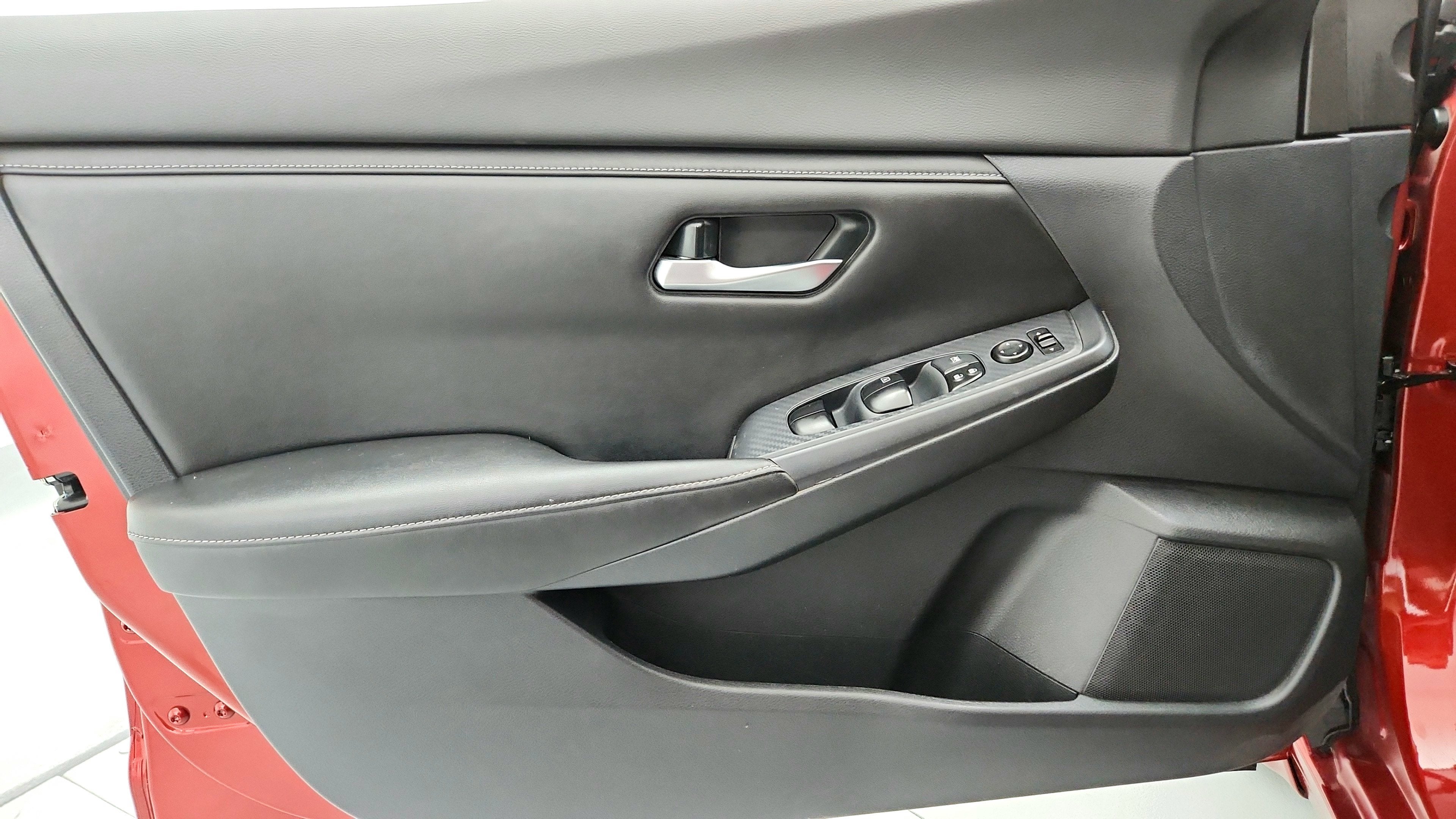 2021 Nissan Sentra SV Xtronic CVT