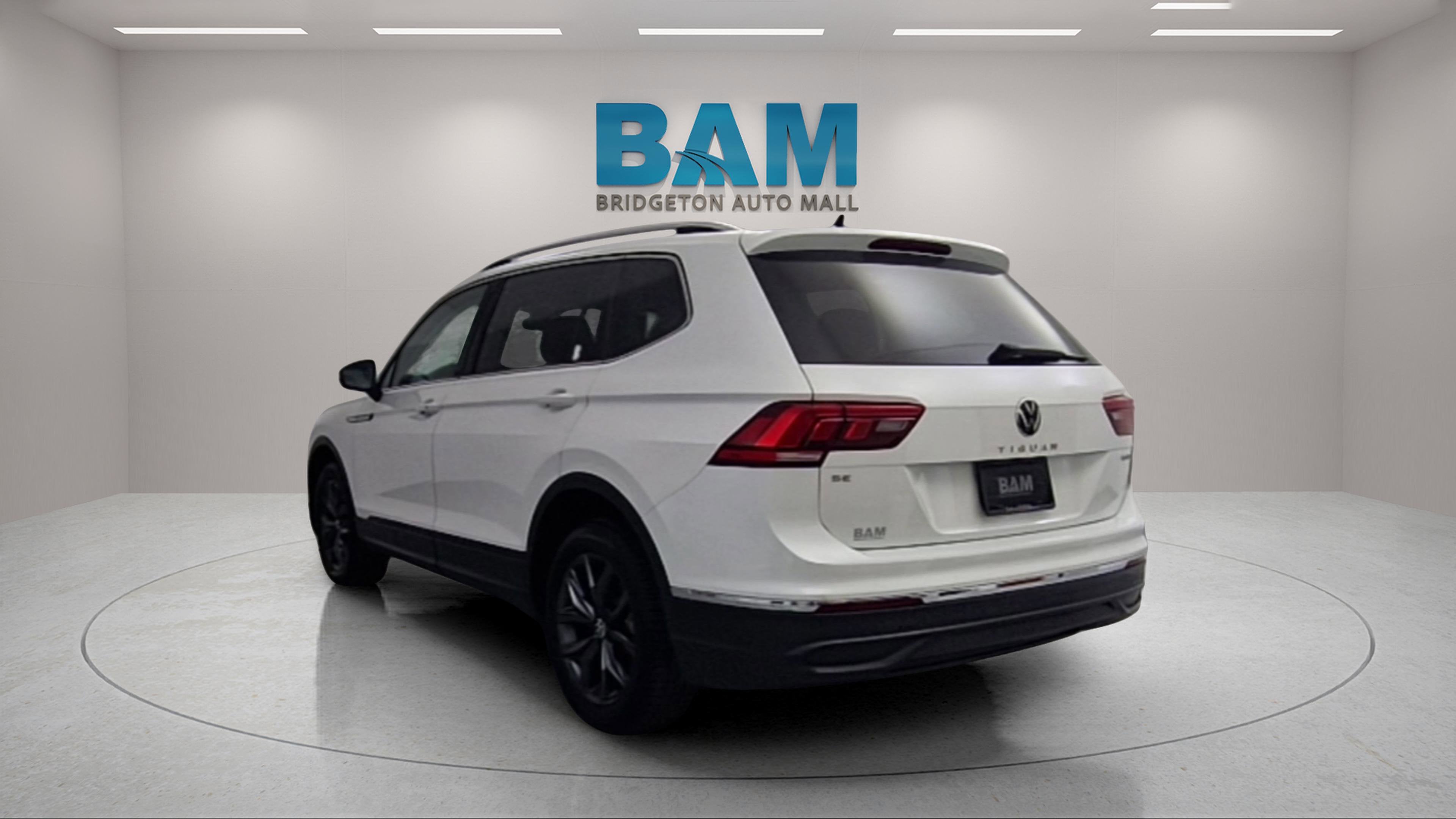 2023 Volkswagen Tiguan 2.0T SE