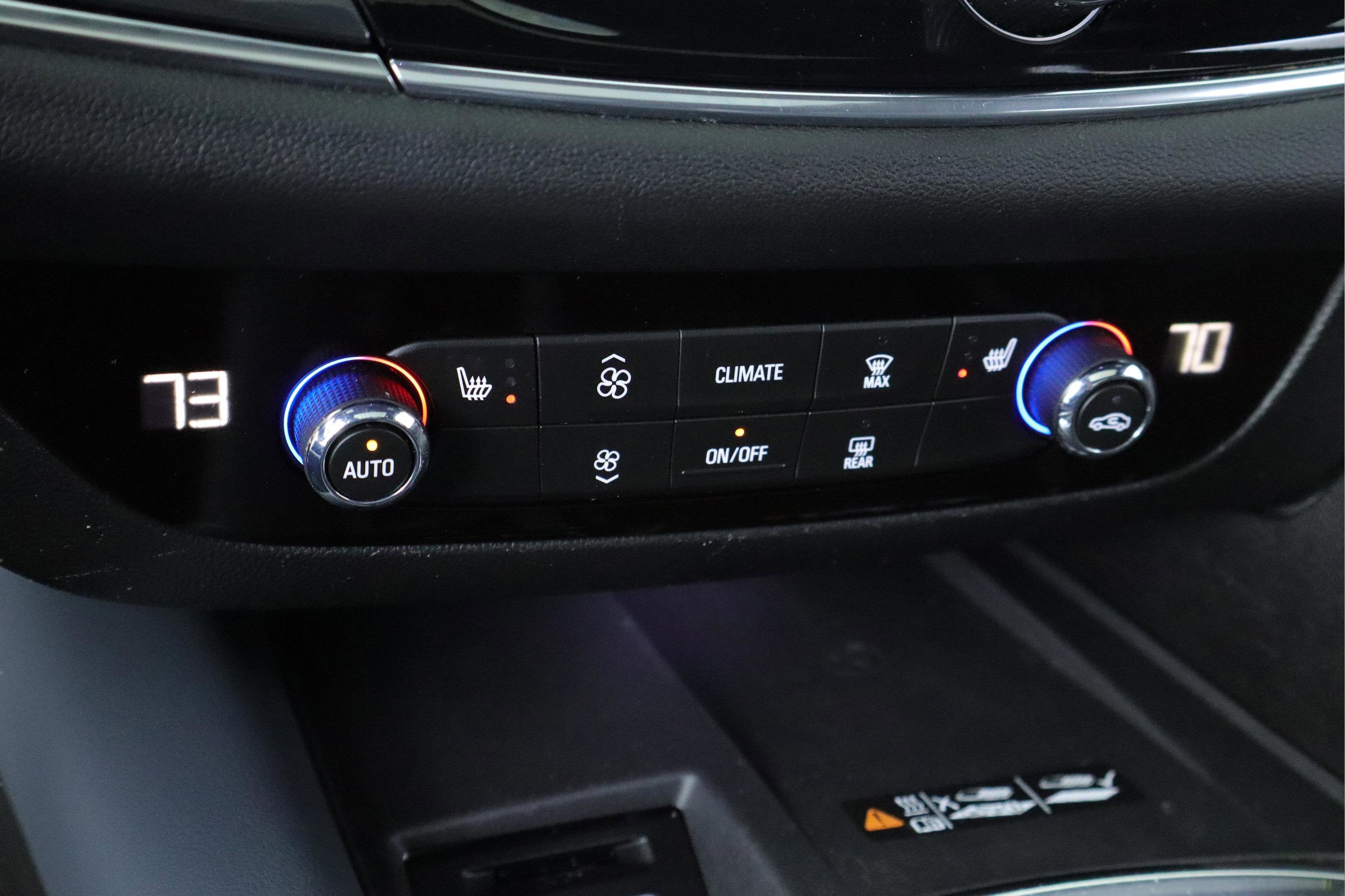 2023 Buick Enclave Essence AWD