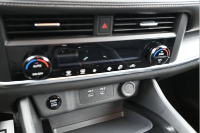 2025 Nissan Rogue SV FWD