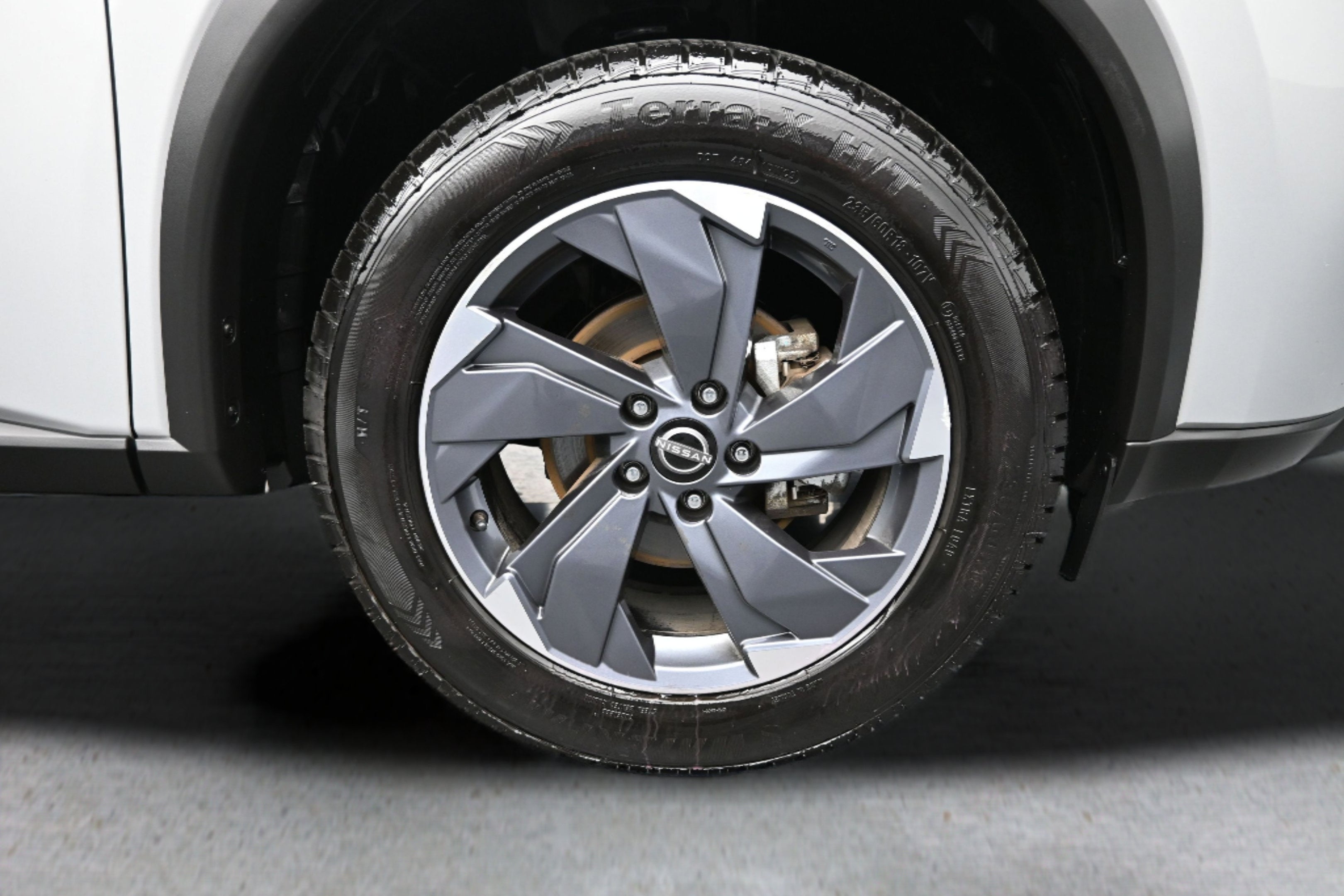 2025 Nissan Rogue SV FWD
