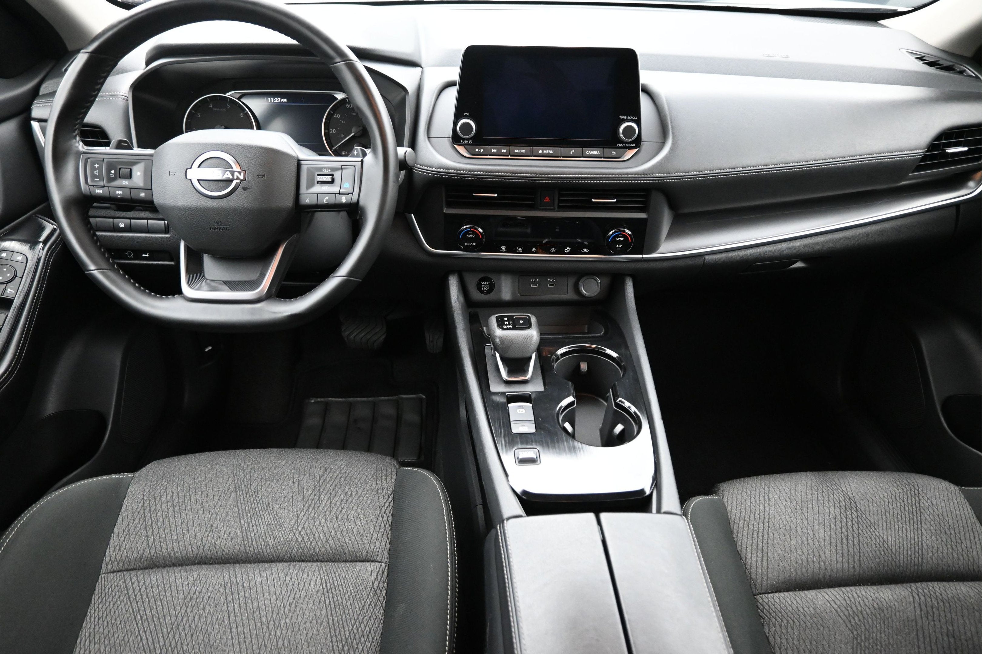 2025 Nissan Rogue SV FWD
