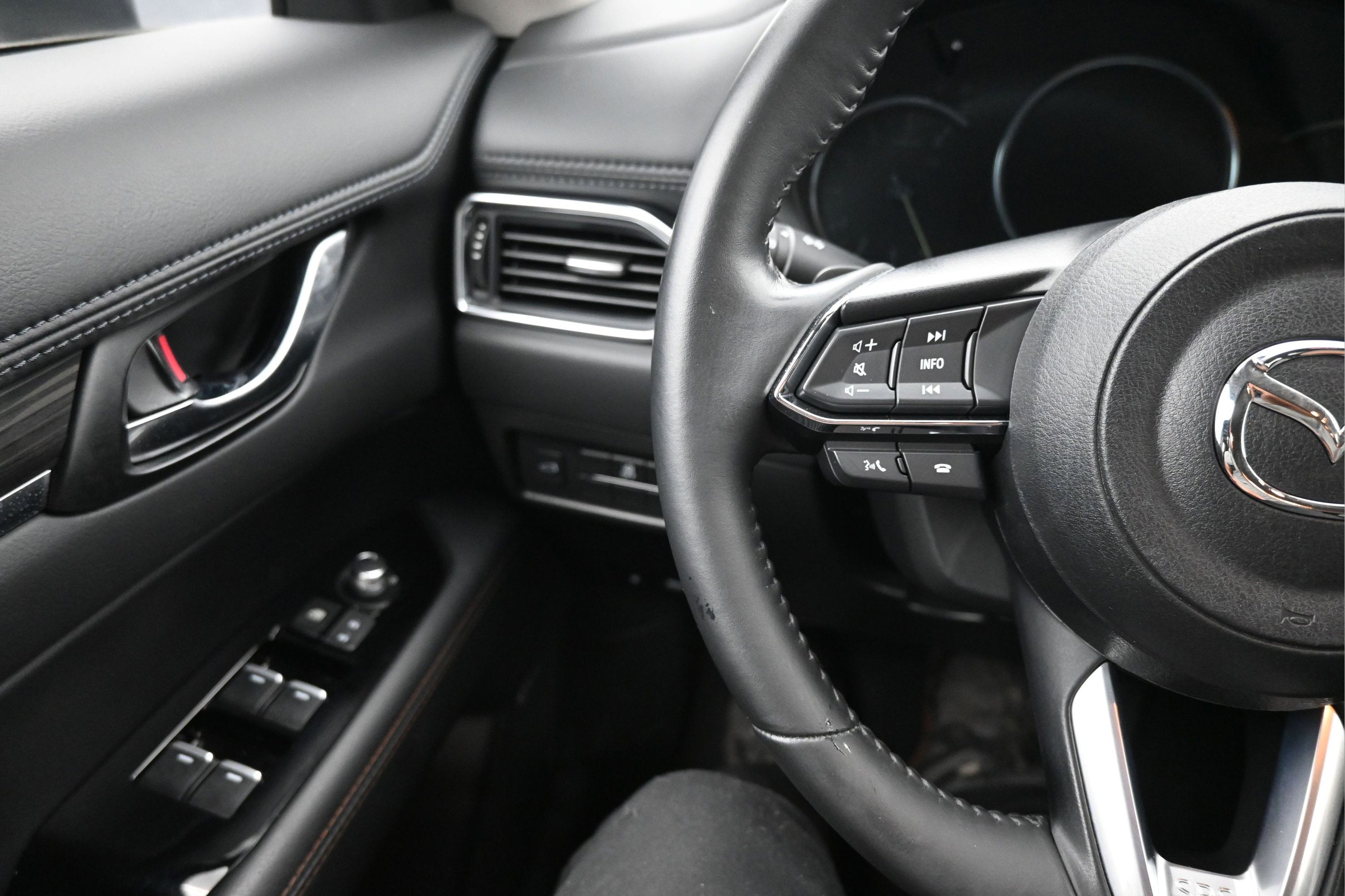 2023 Mazda Mazda CX-5 2.5 S Premium Package