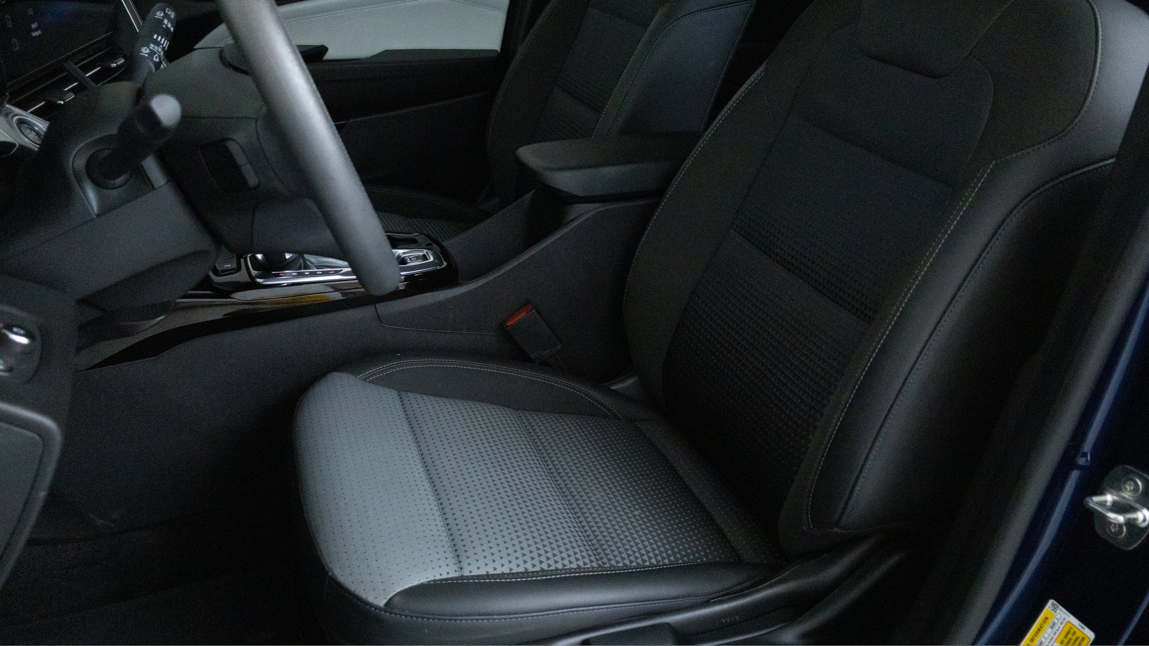 2024 Chevrolet Trax FWD LT