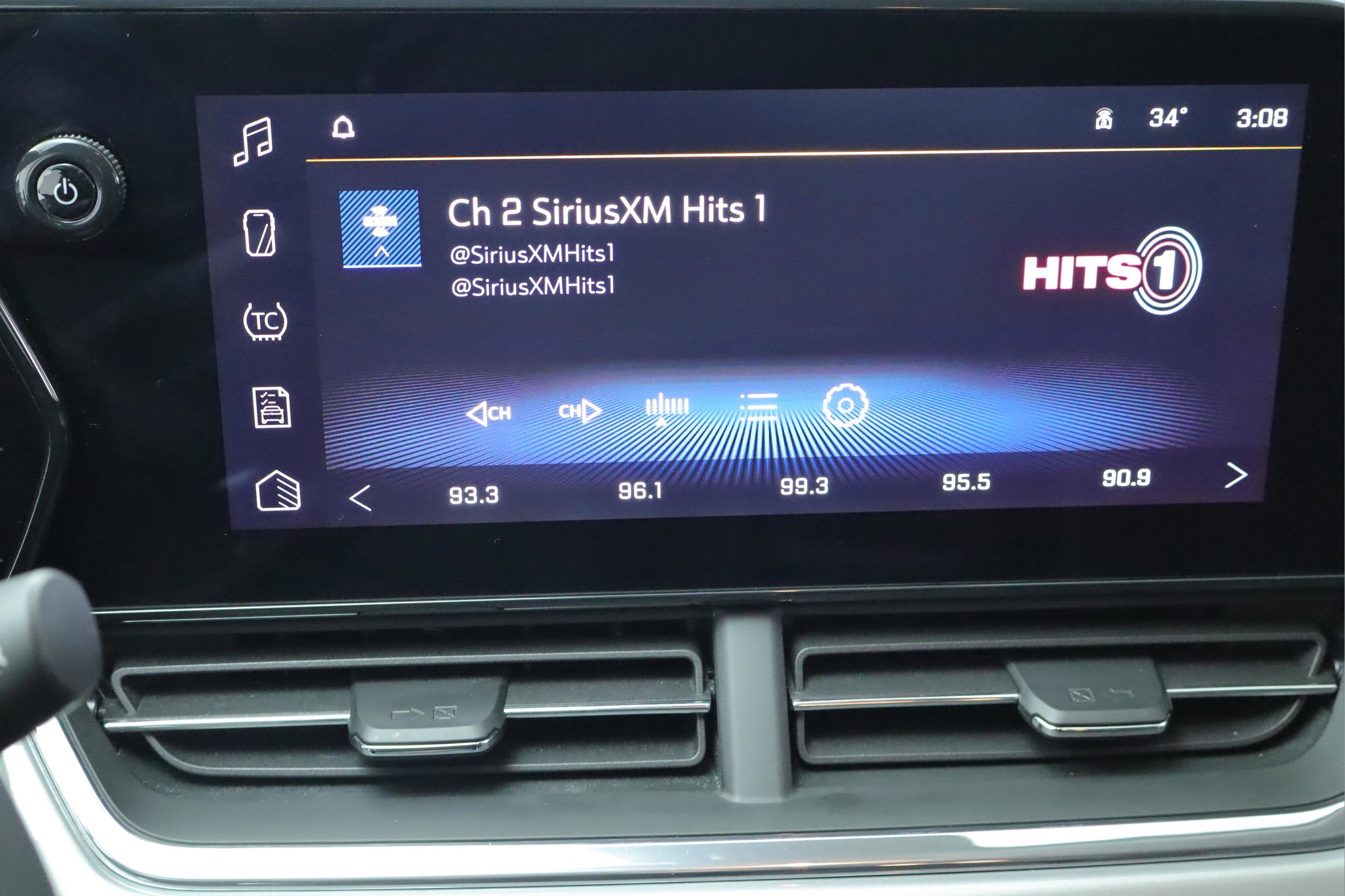 2025 Chevrolet Trax FWD LT