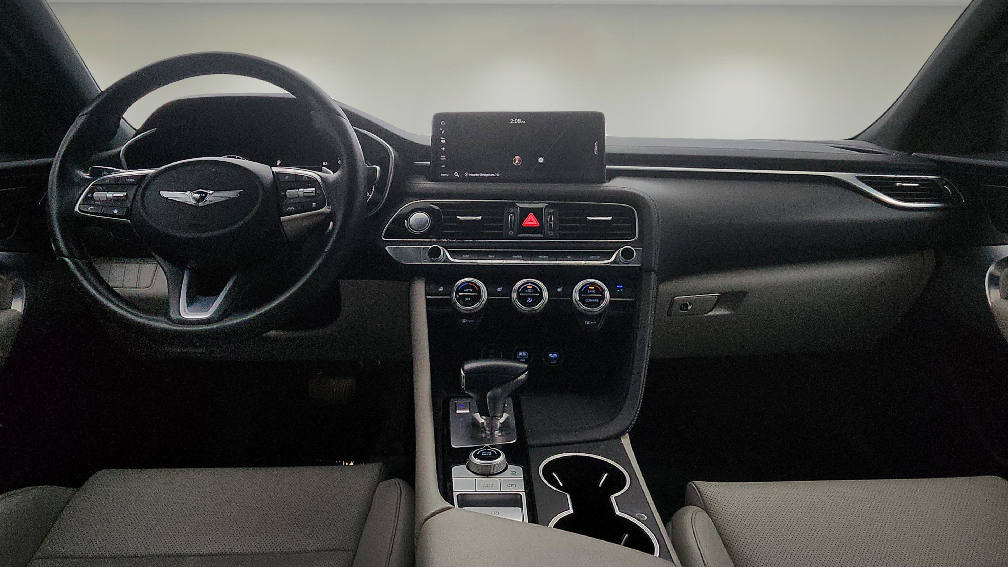 2022 Genesis G70 2.0T AWD